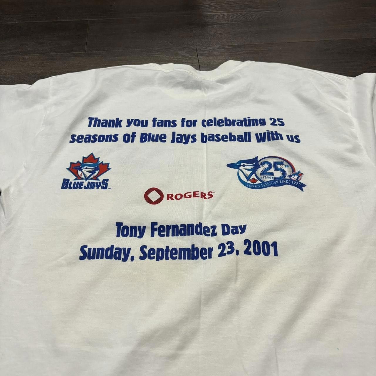 Designer Vintage Toronto Blue Jays Tony Fernandez Day T Shirt 2001 XL Size US XL / EU 56 / 4 - 5 Thumbnail