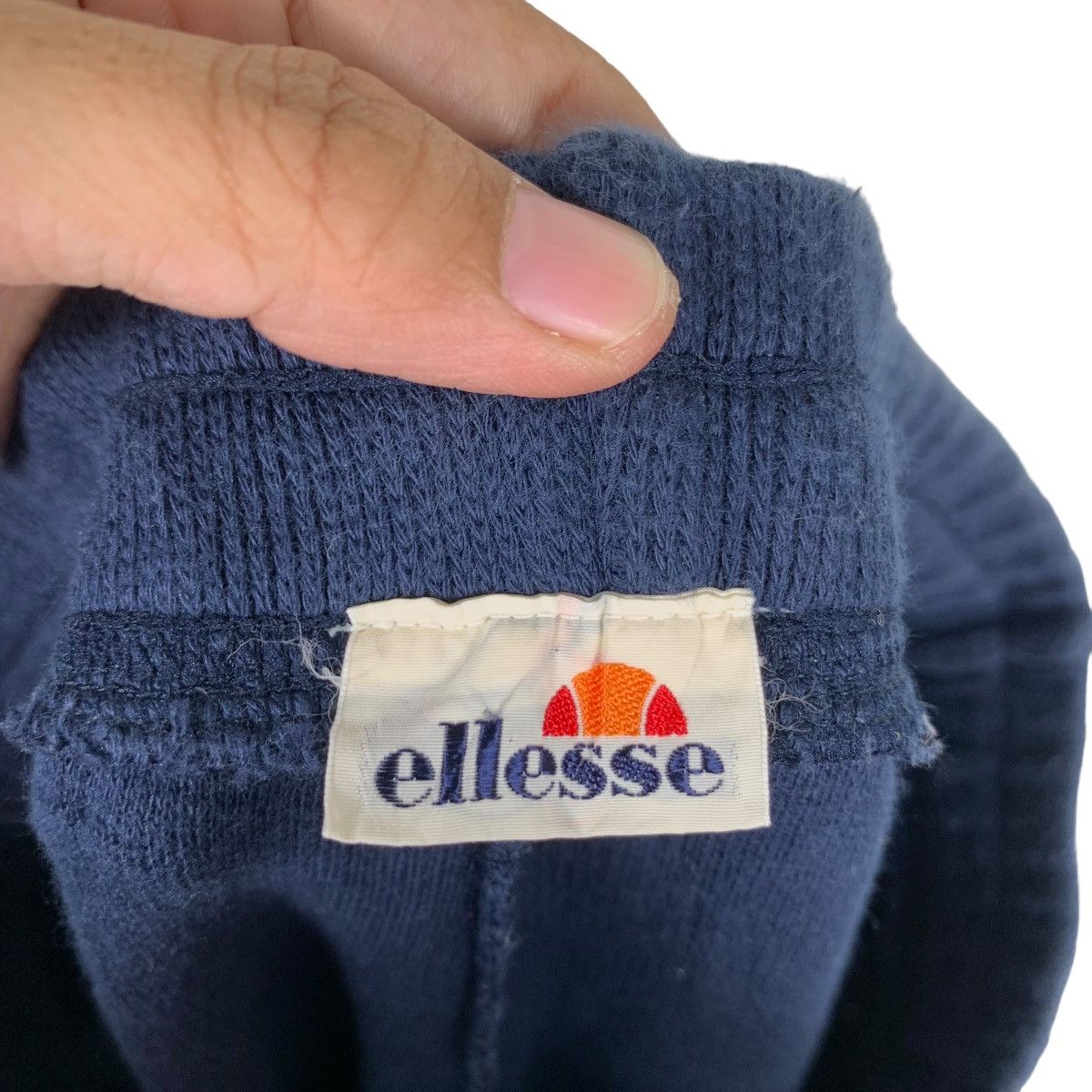 Ellesse Vintage ELLESSE Drawstring Sweatpants Joggers #0451-C21 Size US 30 / EU 46 - 10 Thumbnail