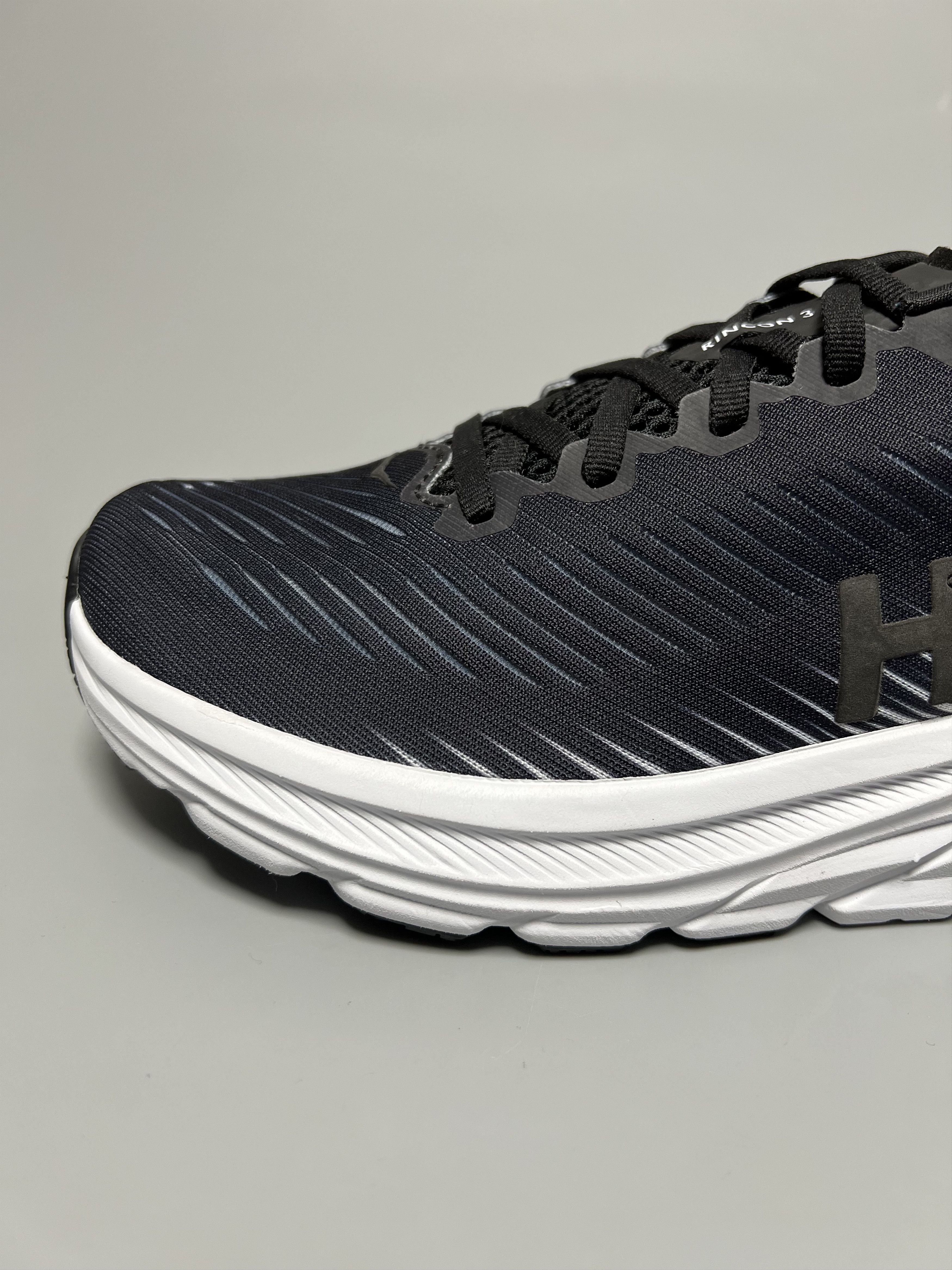 Hoka 9.5B Hoka One One Rincon 3 Women's Running Shoes Walking Gym Size US 9.5 / IT 39.5 - 8 Thumbnail