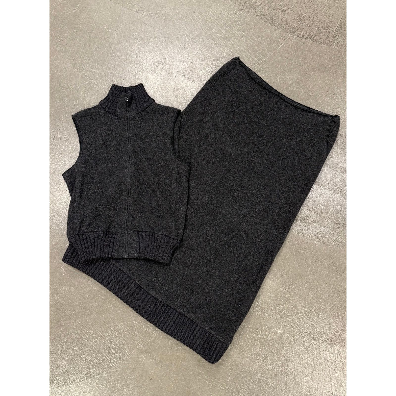 Miu Miu 2000s Miu Miu full set with long skirt Size M / US 6-8 / IT 42-44 - 3 Thumbnail