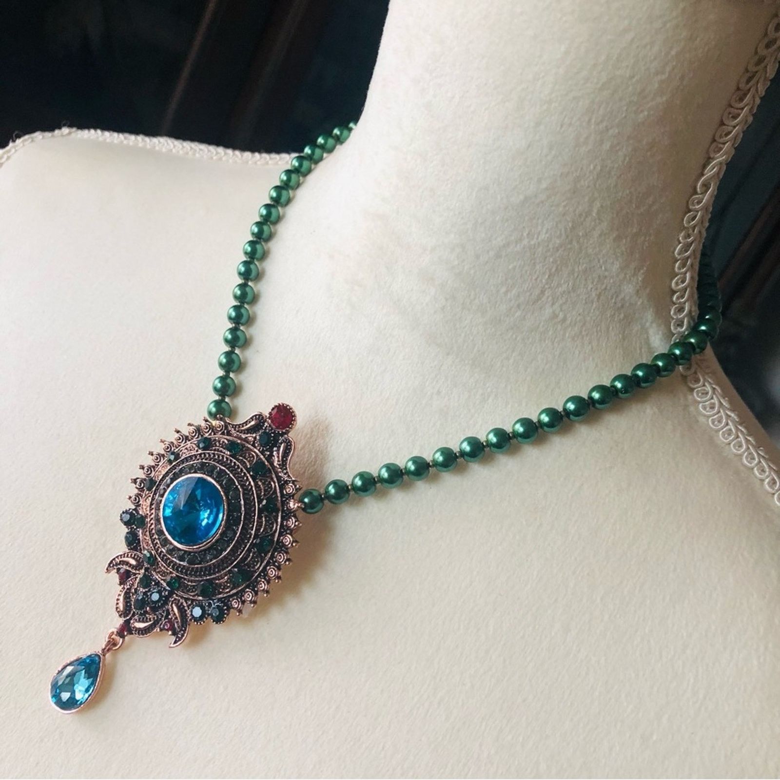 Handmade Handcrafted repurpose regal look stone Pearl necklace Size ONE SIZE - 5 Thumbnail