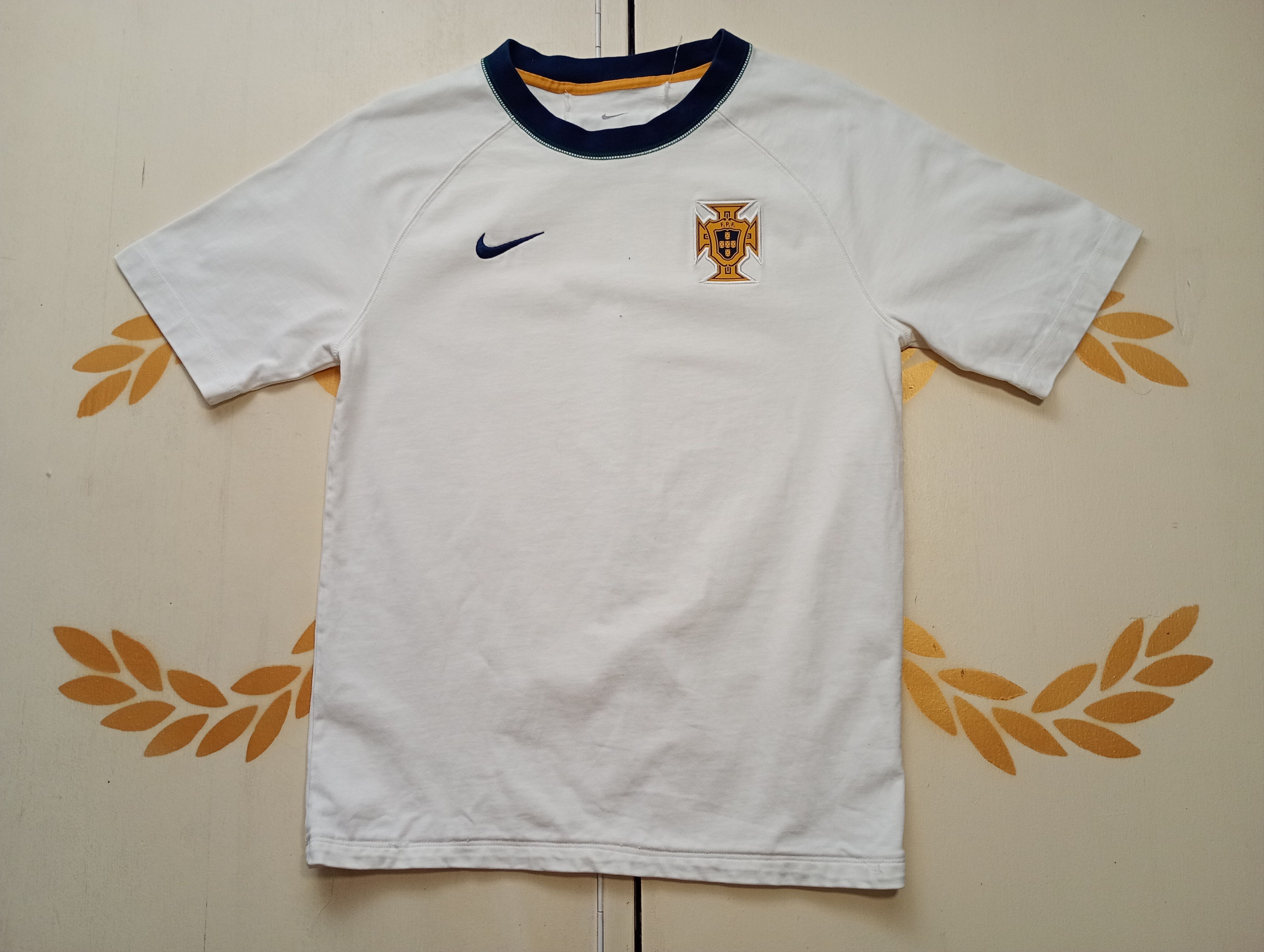 Nike Nike Portugal 2022-23 Men's Short Sleeve Travel Tee Size US S / EU 44-46 / 1 - 1 Thumbnail