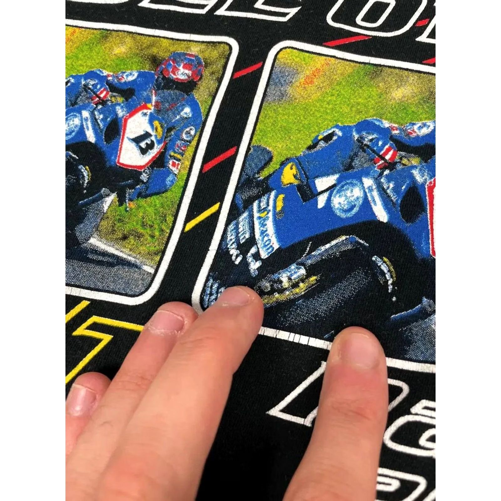 Vintage VINTAGE Isle Of Man Races 2004 T-Shirt Racing Men 2XL Black Shirt Mens 2XL Black Size US XXL / EU 58 / 5 - 6 Thumbnail