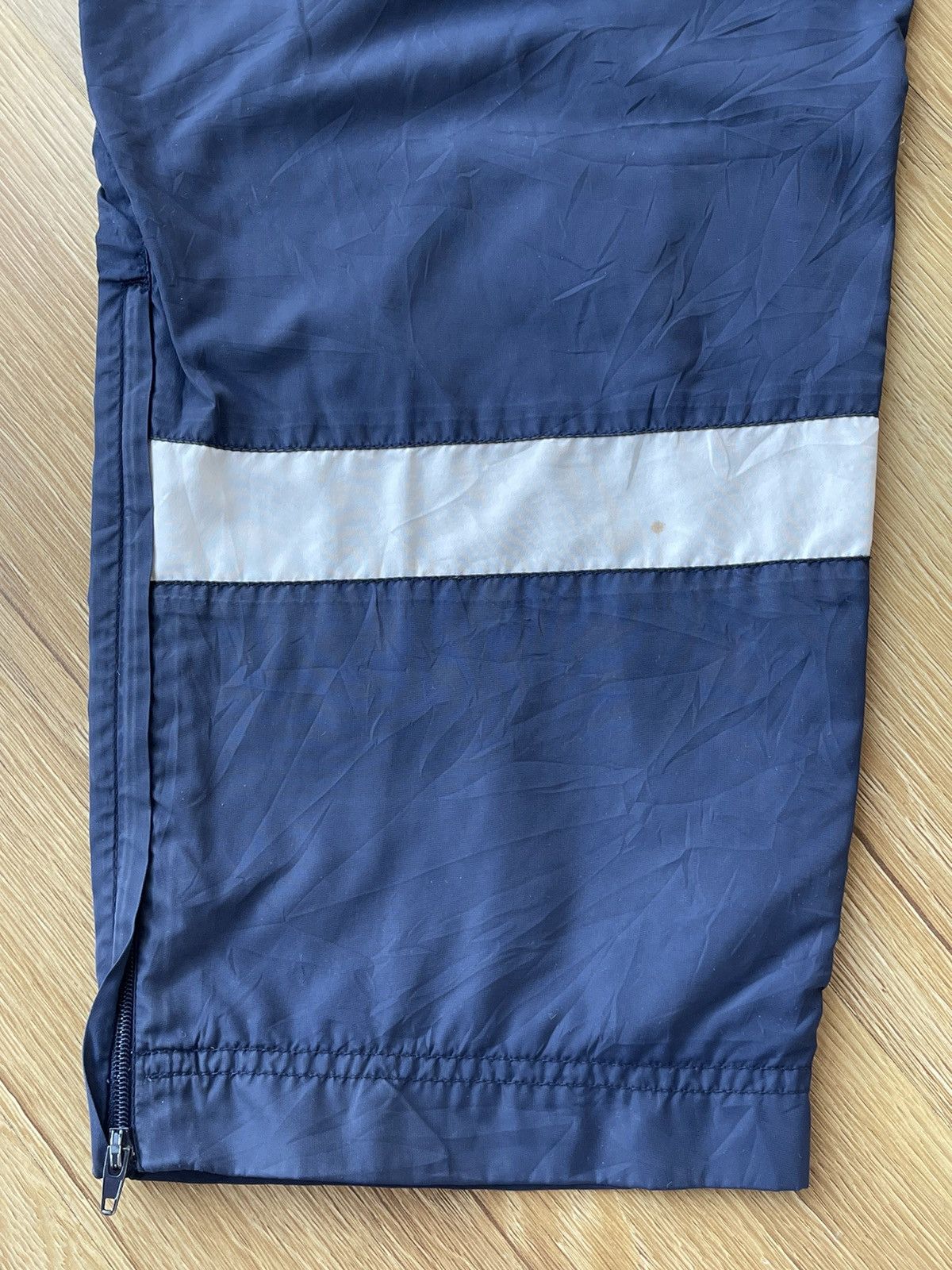 Nike Vintage Nike Swoosh Baggy Parachute Nylon Track Pants Size S Size US 30 / EU 46 - 18 Thumbnail