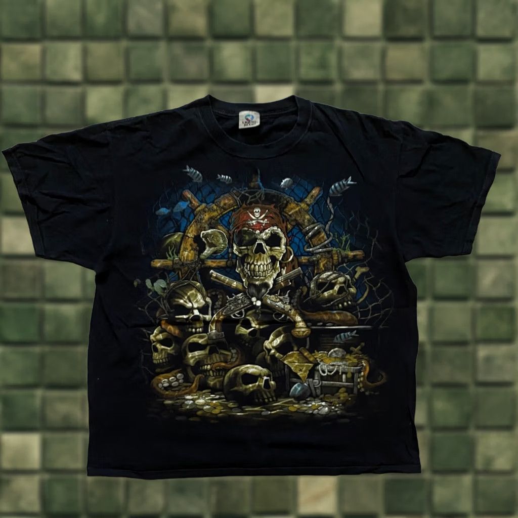 Liquid Blue VINTAGE Pirates of the Caribbean Liquid Blue T-Shirt L Men Blue 2007 Size US L / EU 52-54 / 3 - 1 Thumbnail