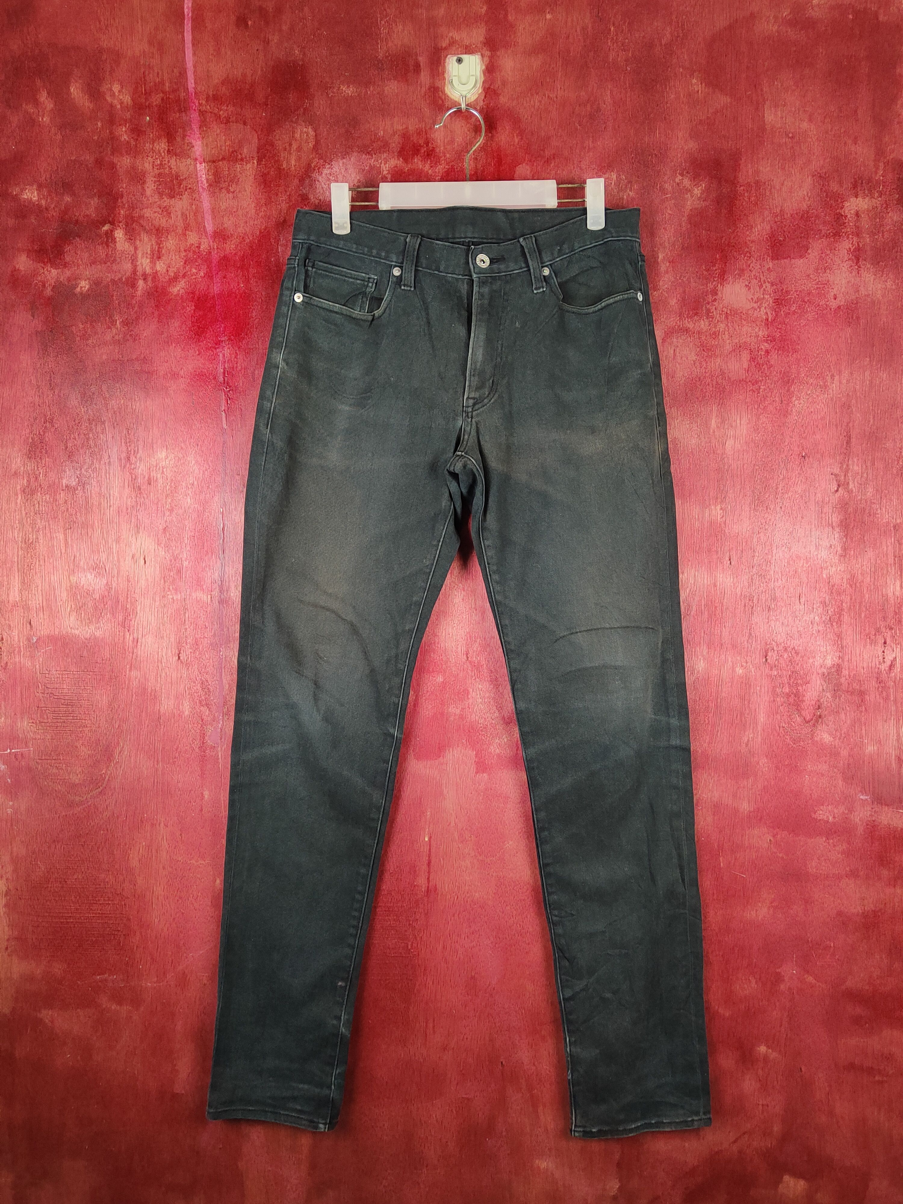 image of Distressed Denim x Gu Black Faded Distressed Ripped Skinny Jeans S2316 in Black Denim (Size 30)