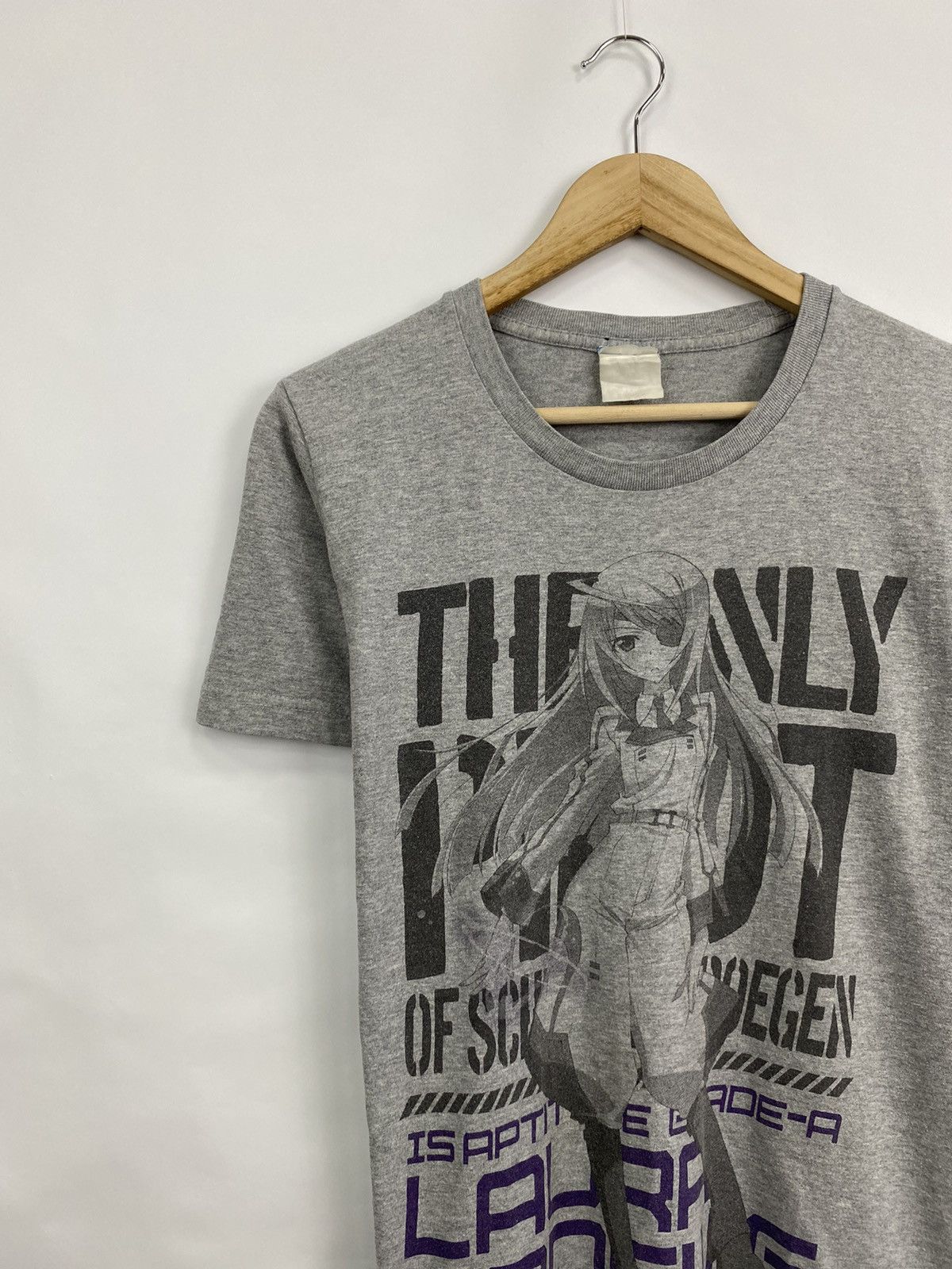 Anime 🇯🇵 Laura Bodewig Anime Cartoon Graphic T-Shirt Rare Y2K Retro Size US M / EU 48-50 / 2 - 3 Thumbnail