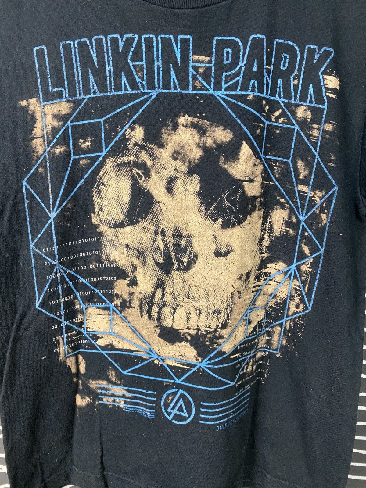 Band Tees Vintage 2010 Linkin Park A Thousand Suns Tour T-Shirt Size US S / EU 44-46 / 1 - 3 Thumbnail