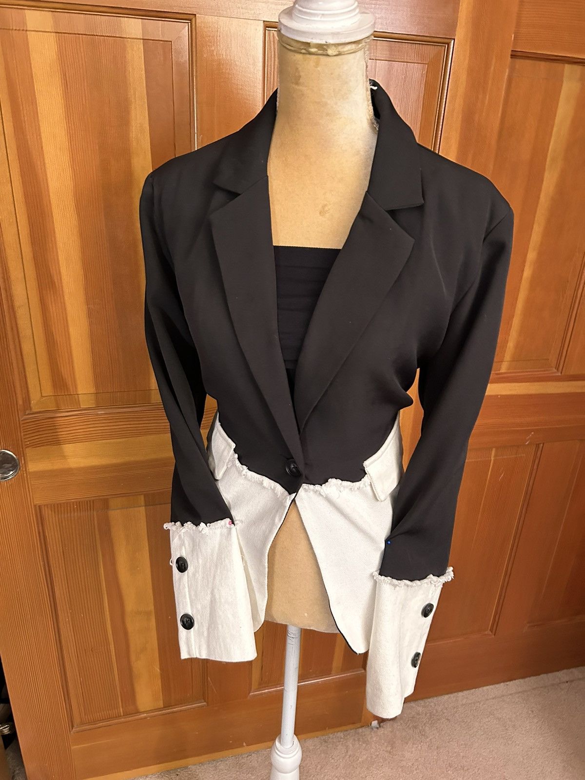 Designer × Other NWT, Lavishly Paris Women’s Limited Edition Fall Blazer Size S / US 4 / IT 40 - 13 Thumbnail