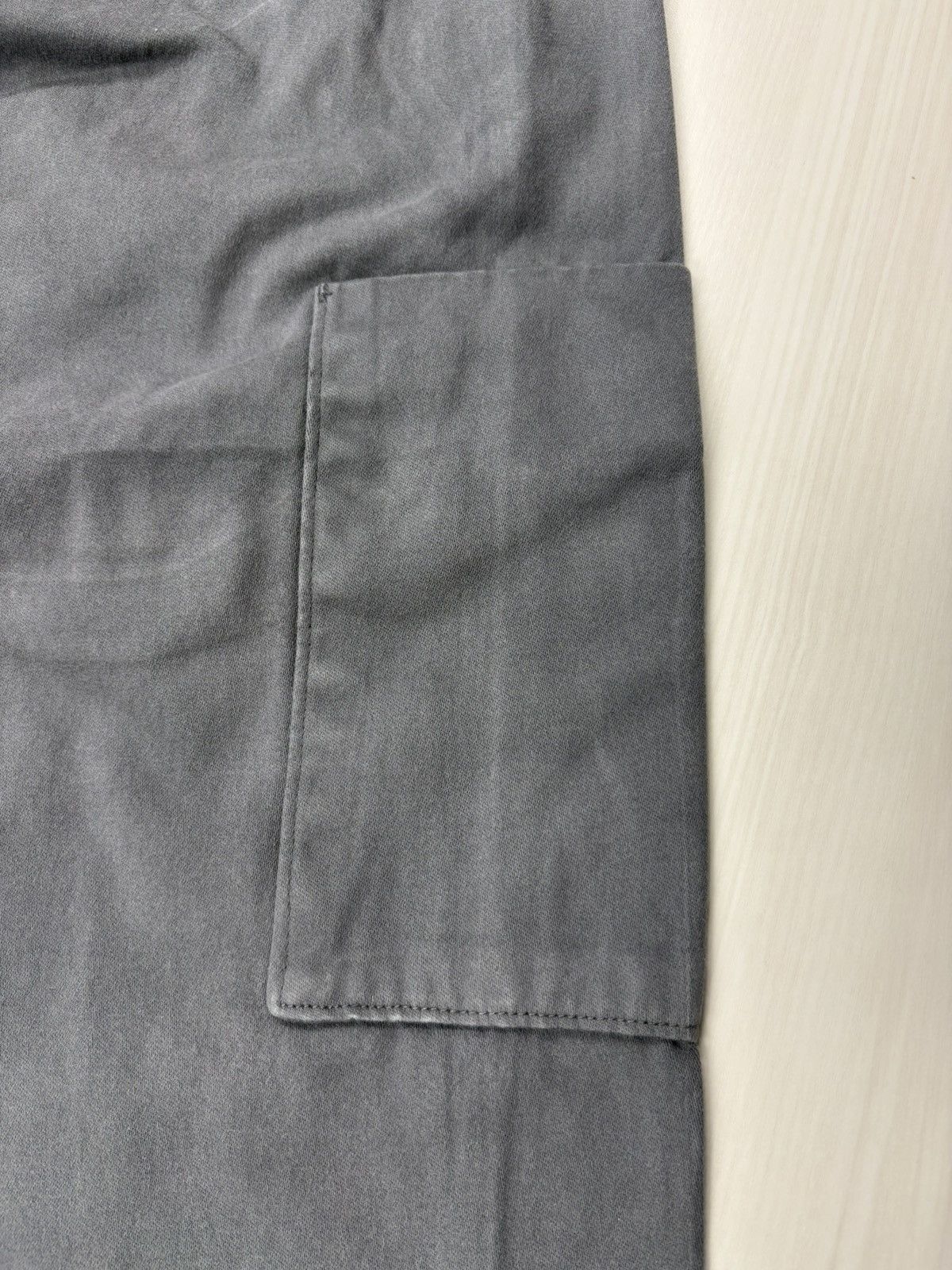 Balenciaga × Gap × Kanye West Yeezy Gap Sateen Cargo Pants Dark Grey Size US 30 / EU 46 - 4 Thumbnail