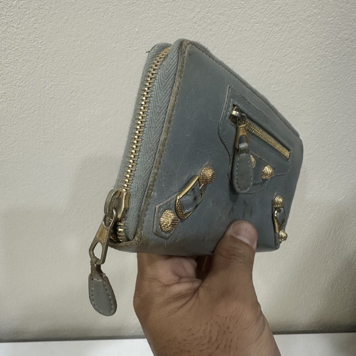 Balenciaga ‼️LASTDROP‼️ AUTH. BALENCIAGA ROUND ZIPPER PURSES LONG WALLET Size ONE SIZE - 4 Thumbnail