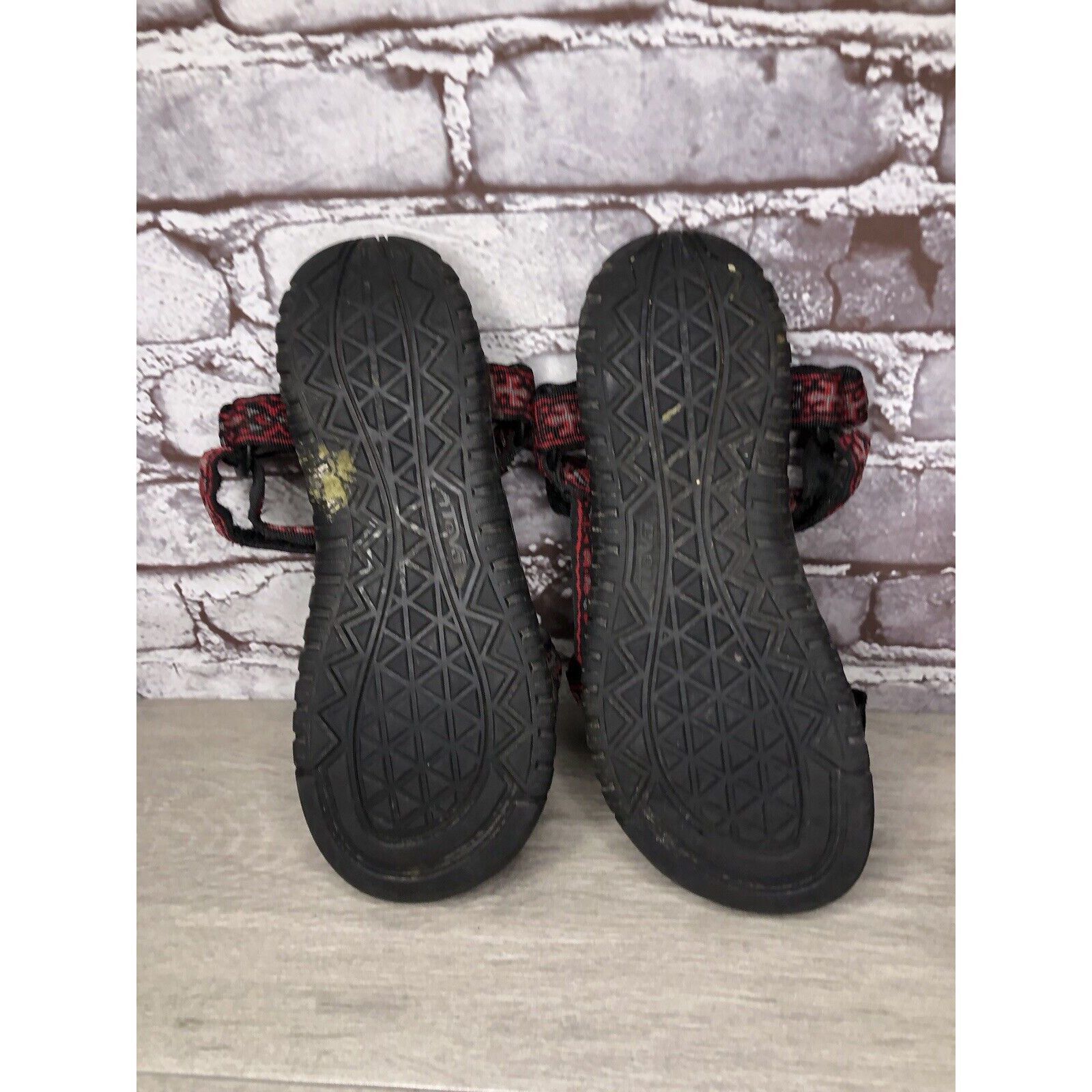 Teva Teva Hurricane 3 Red Black Lizard Print Nylon Strappy Hiking Size US 7 / EU 40 - 8 Thumbnail