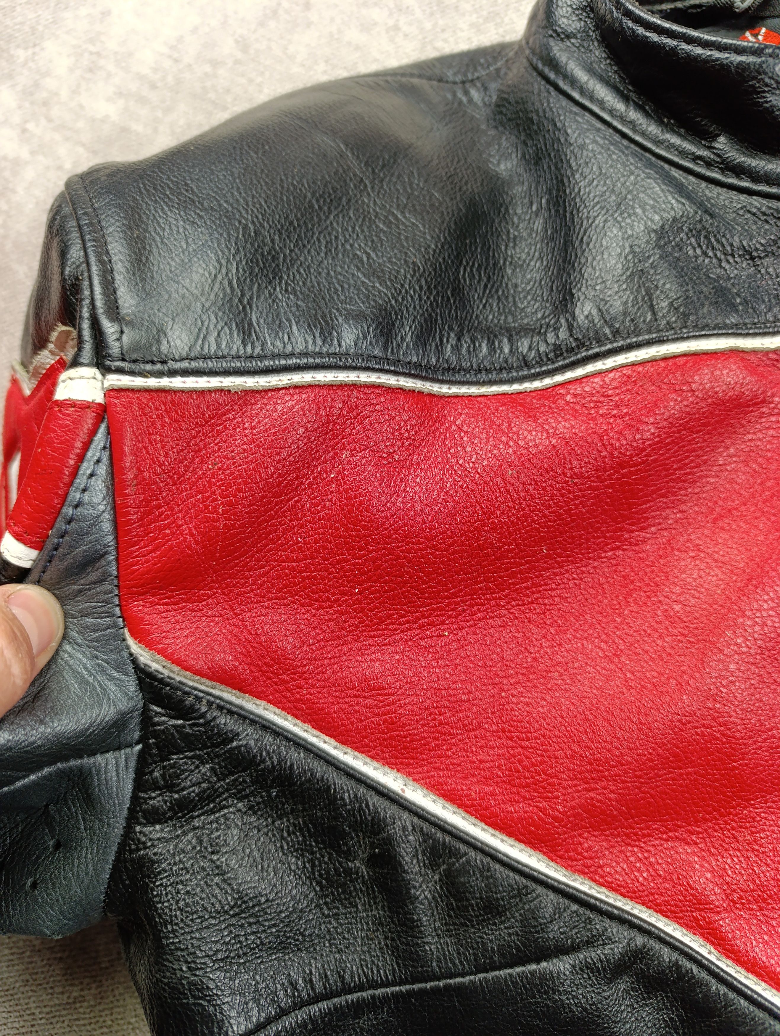 Dainese DAINESE WOMENS VINTAGE MOTORCYCLE #2 LEATHER JACKET Size M / US 6-8 / IT 42-44 - 16 Thumbnail