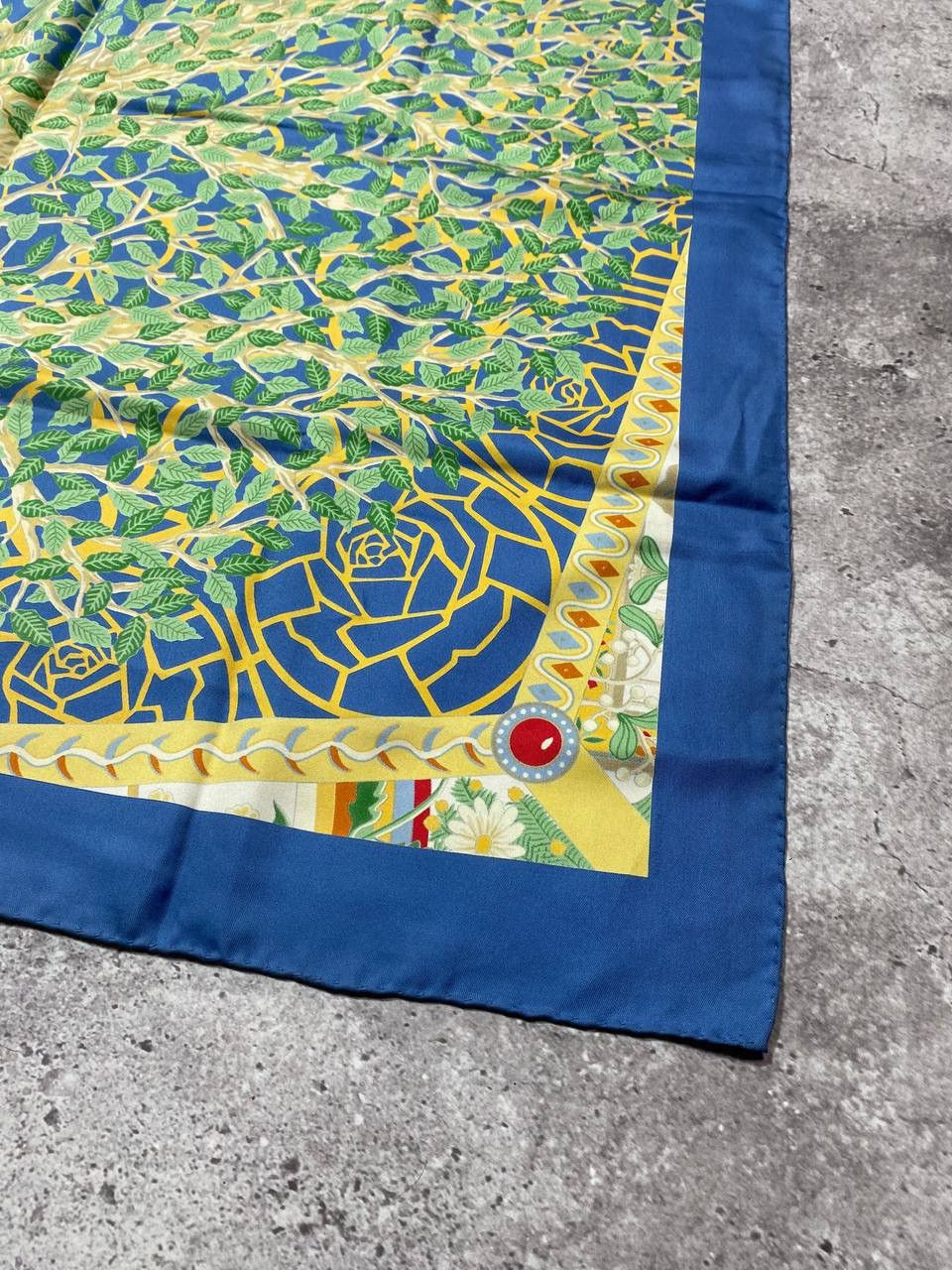 Hermes Vintage Hermes 90’s Axis Mundi Central Scarf Silk Ladies Size ONE SIZE - 17 Thumbnail