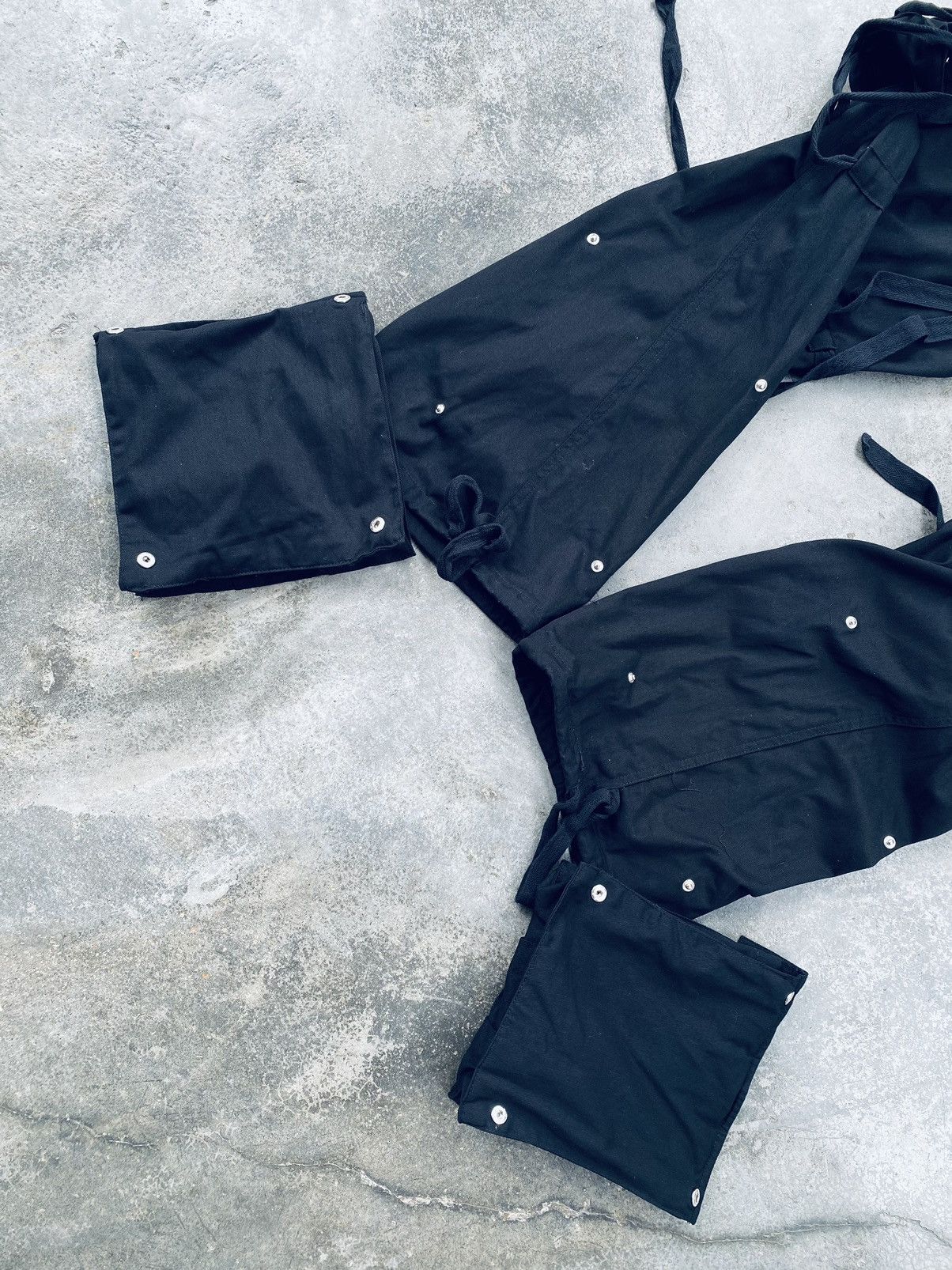 Japanese Brand Vintage Black Barcara Bondage Cargo Pants Size US 34 / EU 50 - 14 Thumbnail