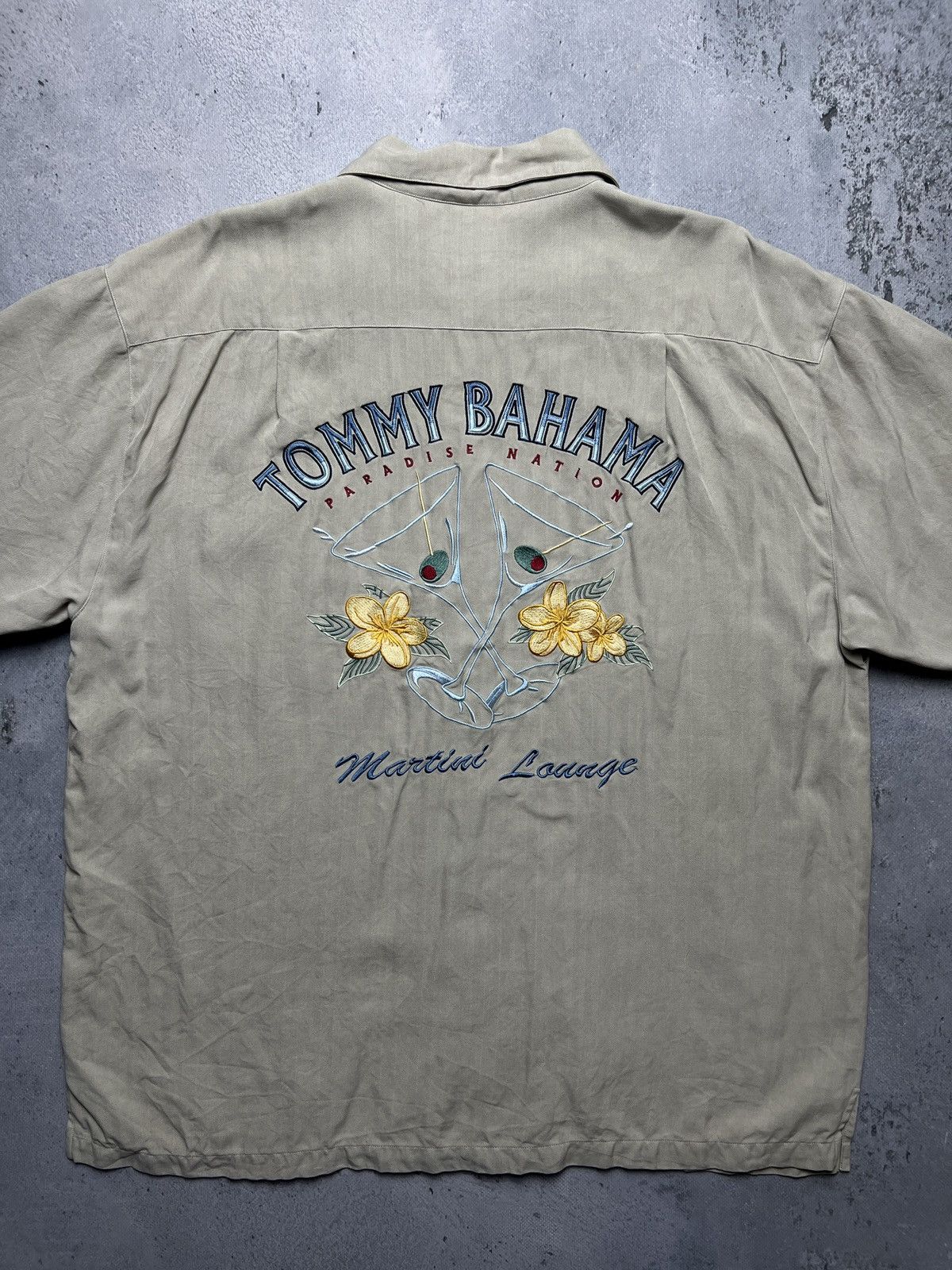 Tommy Bahama Tommy Bahama Beige 100% Silk Hawaiian Button Up Shirt y2k Size US XL / EU 56 / 4 - 11 Thumbnail