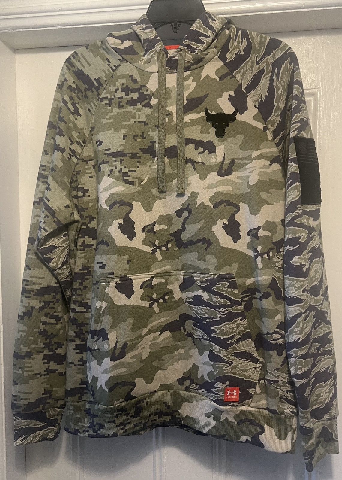 Under Armour Authentic Under Armour Freedom Project Rock Vet Day Hoodie M Size US M / EU 48-50 / 2 - 1 Thumbnail
