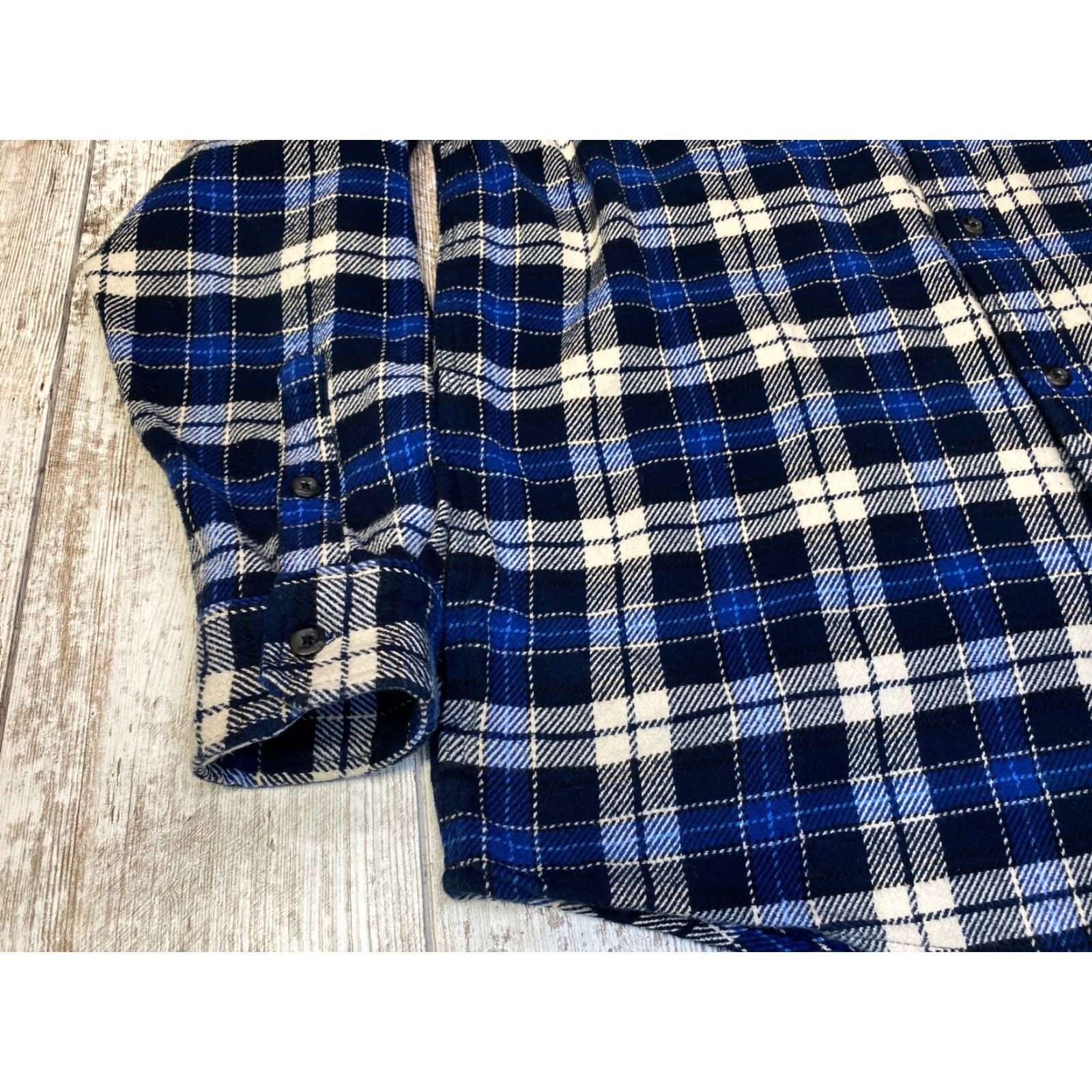 Orvis VINTAGE Orvis Heavy Flannel Shirt Shacket Men’s XLT Blue Black Plaid Double Flap Pockets Size US XL / EU 56 / 4 - 3 Thumbnail