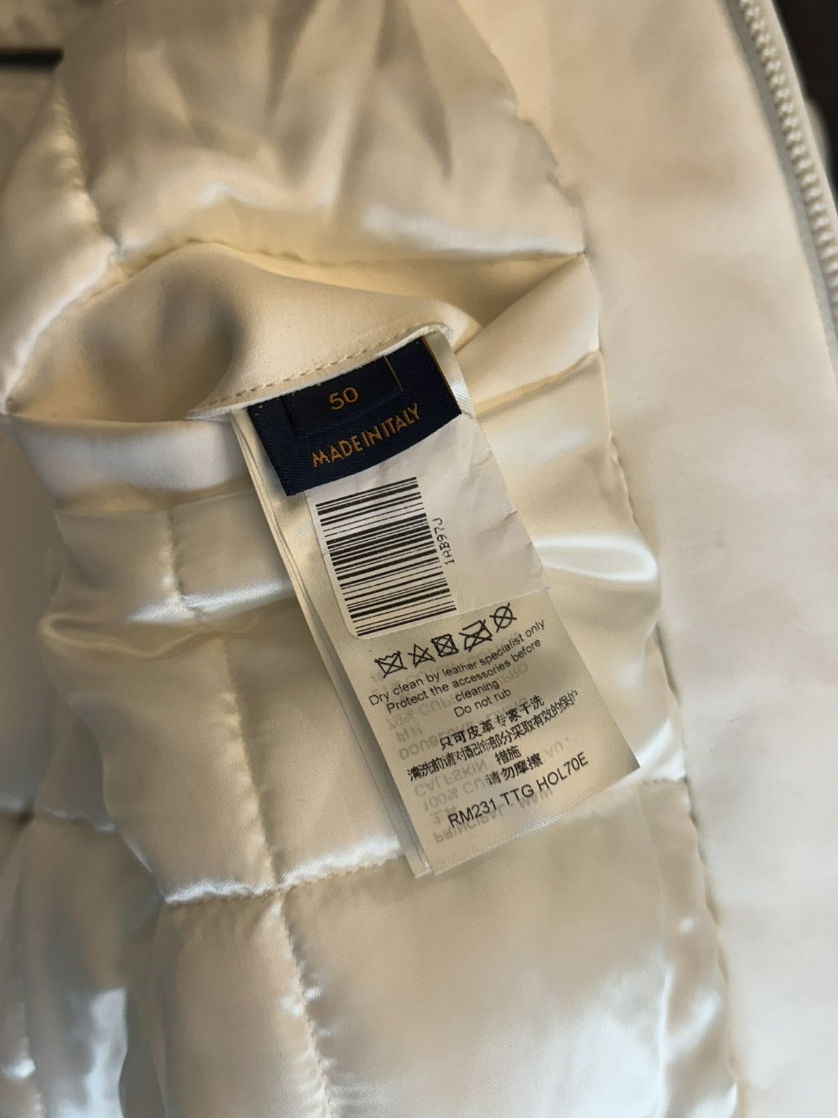 Louis Vuitton 1-5 VIRGIL LOUIS VUITTON RUNWAY JACKET Size US L / EU 52-54 / 3 - 12 Thumbnail