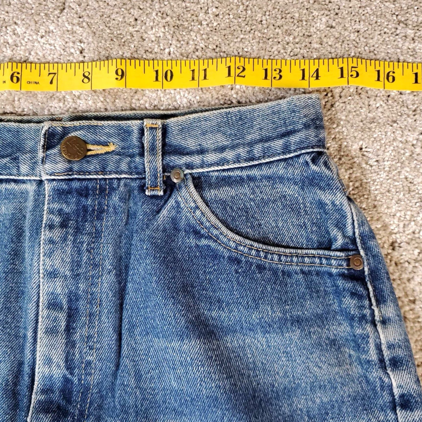 Lee VINTAGE Lee Jeans Women’s 13M Blue Medium Wash Straight Leg Made In USA Size 34" / US 12 / IT 48 - 7 Thumbnail