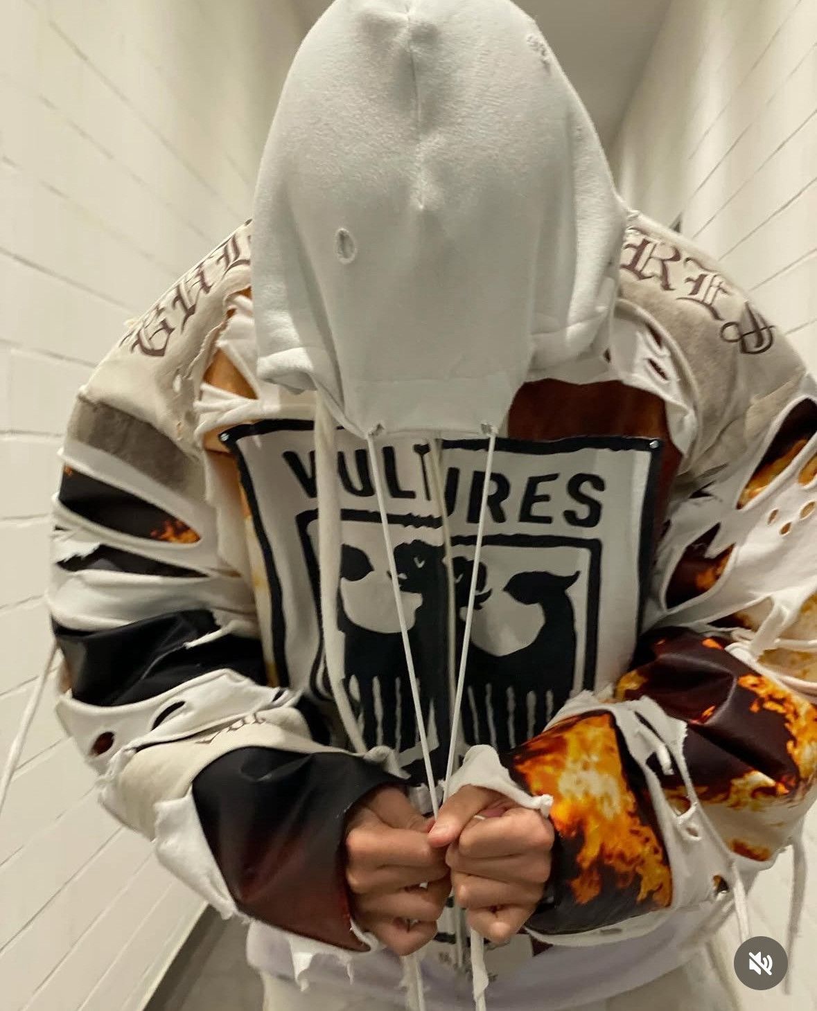 Other Lukesthunder Vultures Jacket / one of one made Size US L / EU 52-54 / 3 - 3 Thumbnail