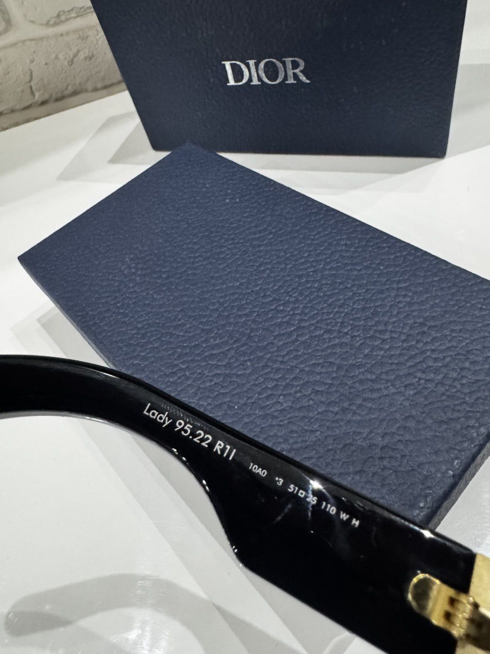 Dior Christian Dior "Lady" Black Oval Cat Eye Shield Sunglasses Size ONE SIZE - 7 Thumbnail