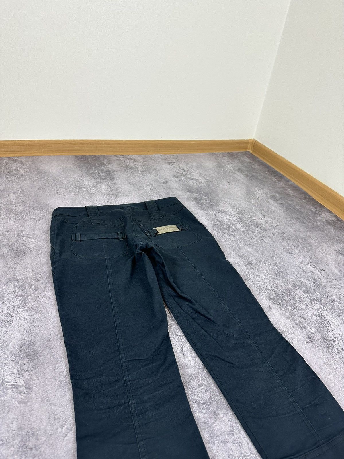 Versace × Vintage Vintage 90s Versace Medusa Avant Garde Luxury Cropped Pants Size 28" / US 6 / IT 42 - 5 Thumbnail