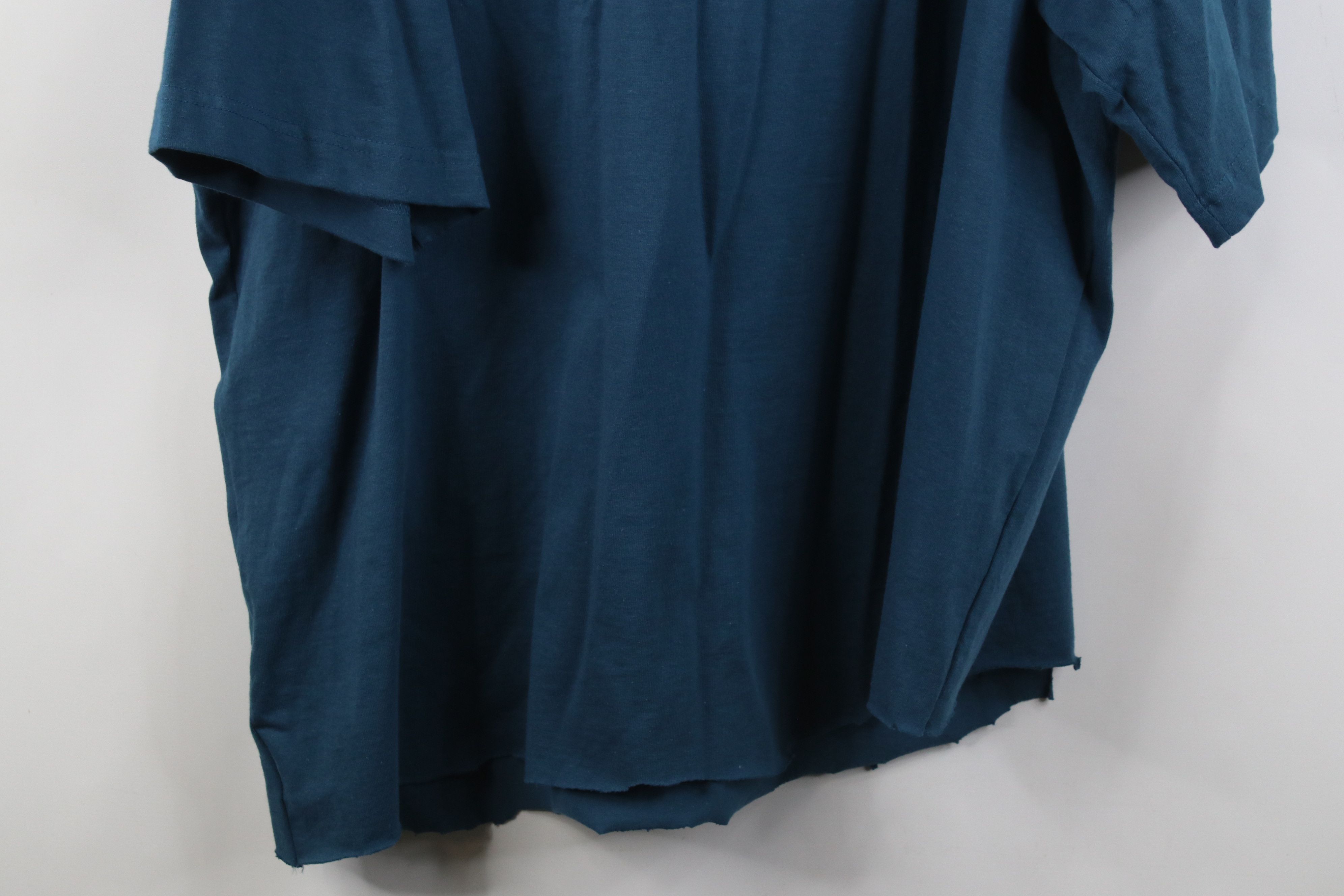 Carhartt Vintage Y2K Carhartt Heavyweight Cotton Pocket T-Shirt Blue Size US XXL / EU 58 / 5 - 16 Thumbnail