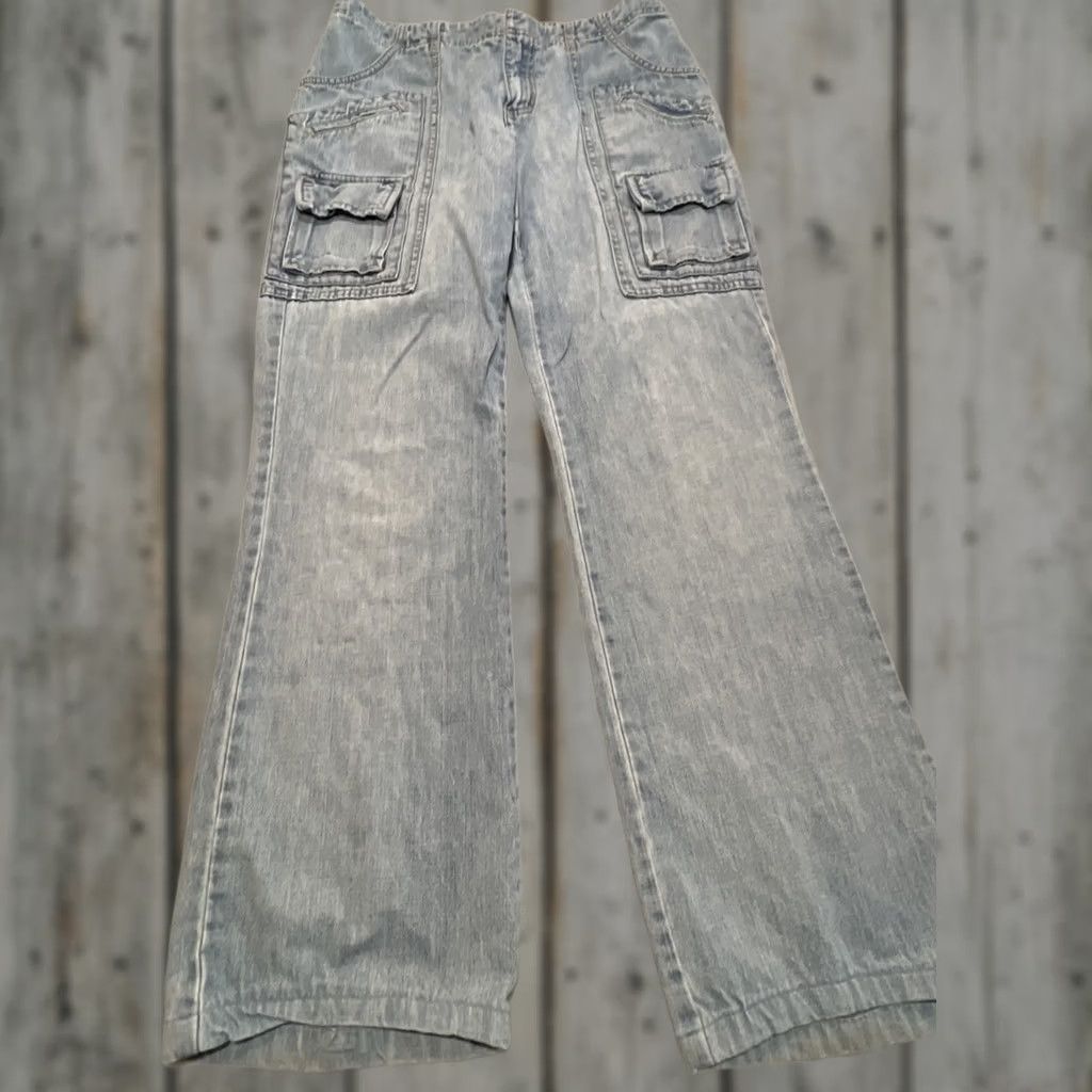 Tommy Hilfiger VINTAGE Tommy Hilfiger Jeans Women’s 4 Denim Cargo Y2K Cargo Jeans Women’s 4 Blue Denim Size 27" / US 4 / IT 40 - 1 Thumbnail