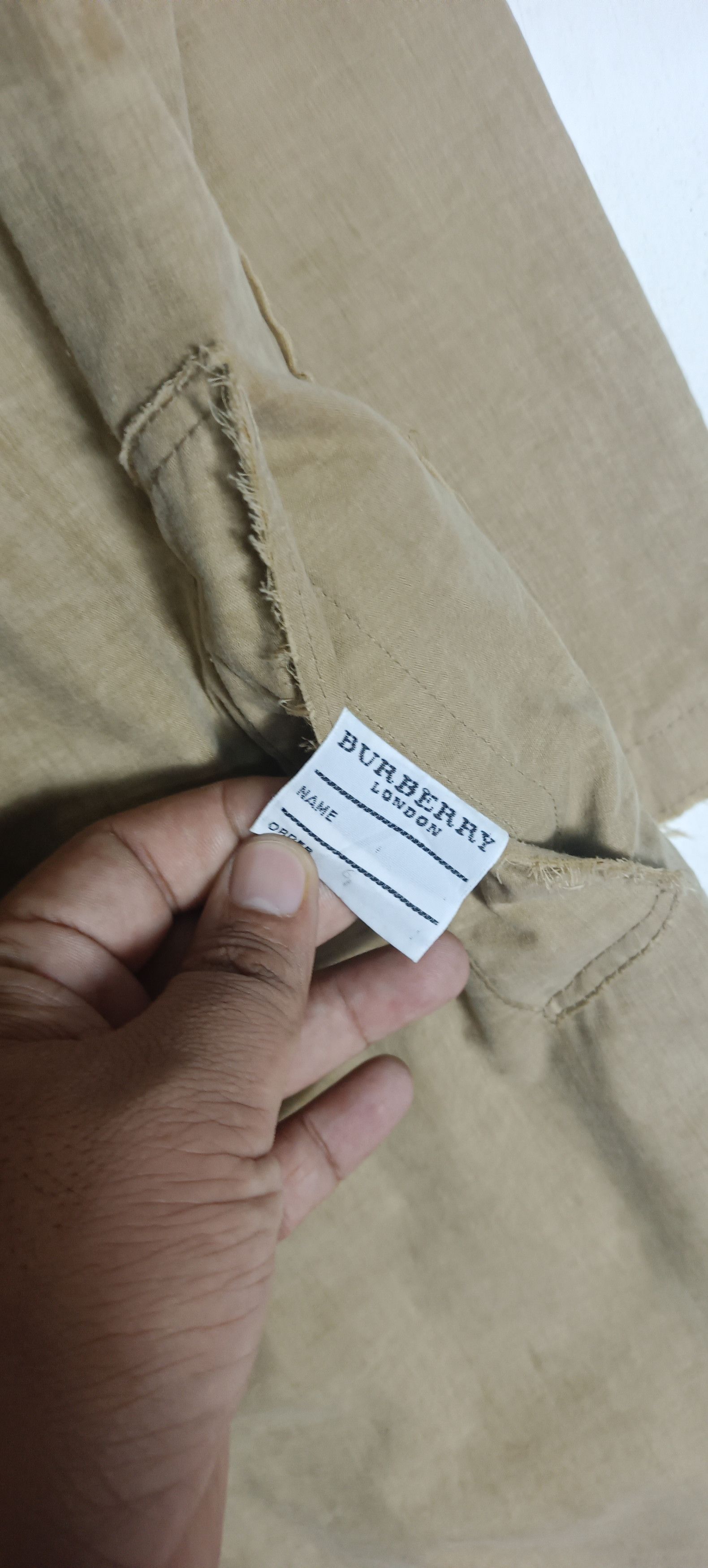 Burberry Design Rare 🔥Burberry Trench Coat design hairy thread Size US XS / EU 42 / 0 - 20 Thumbnail