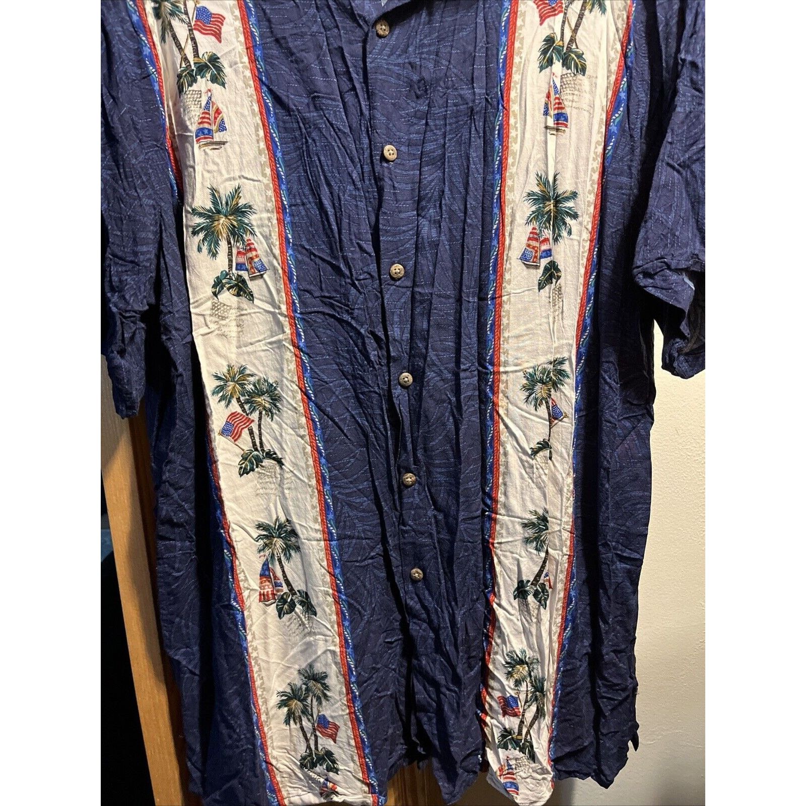 Batik Bay Batik Bay Navy Men’s L Shirt USA Flag Palm SS Hawaiian Rayon Size US L / EU 52-54 / 3 - 5 Thumbnail