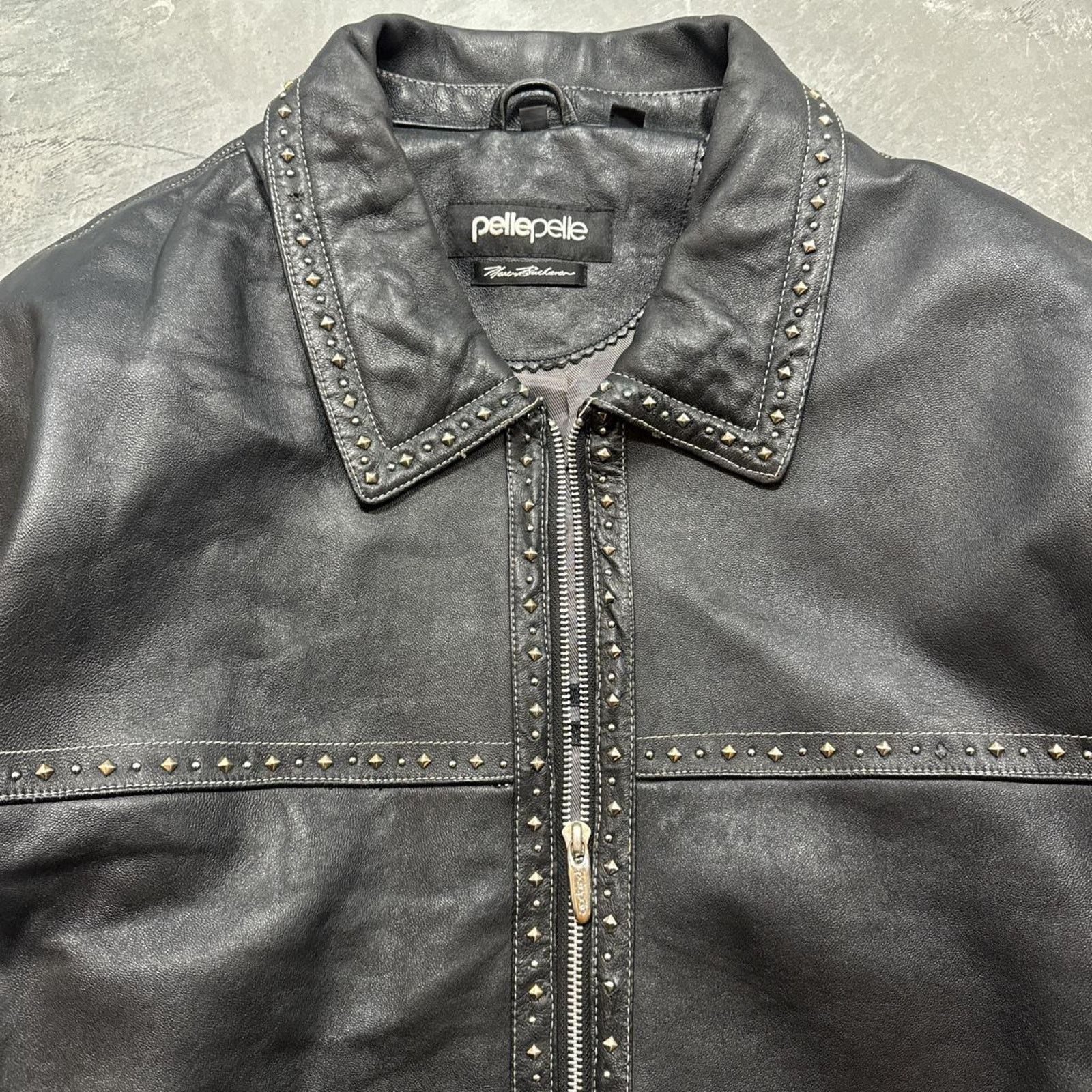 Pelle Pelle × Vintage Vintage Pelle Pelle Marc Buchanan Studded Rap Leather Jacket Size US XXL / EU 58 / 5 - 2 Thumbnail