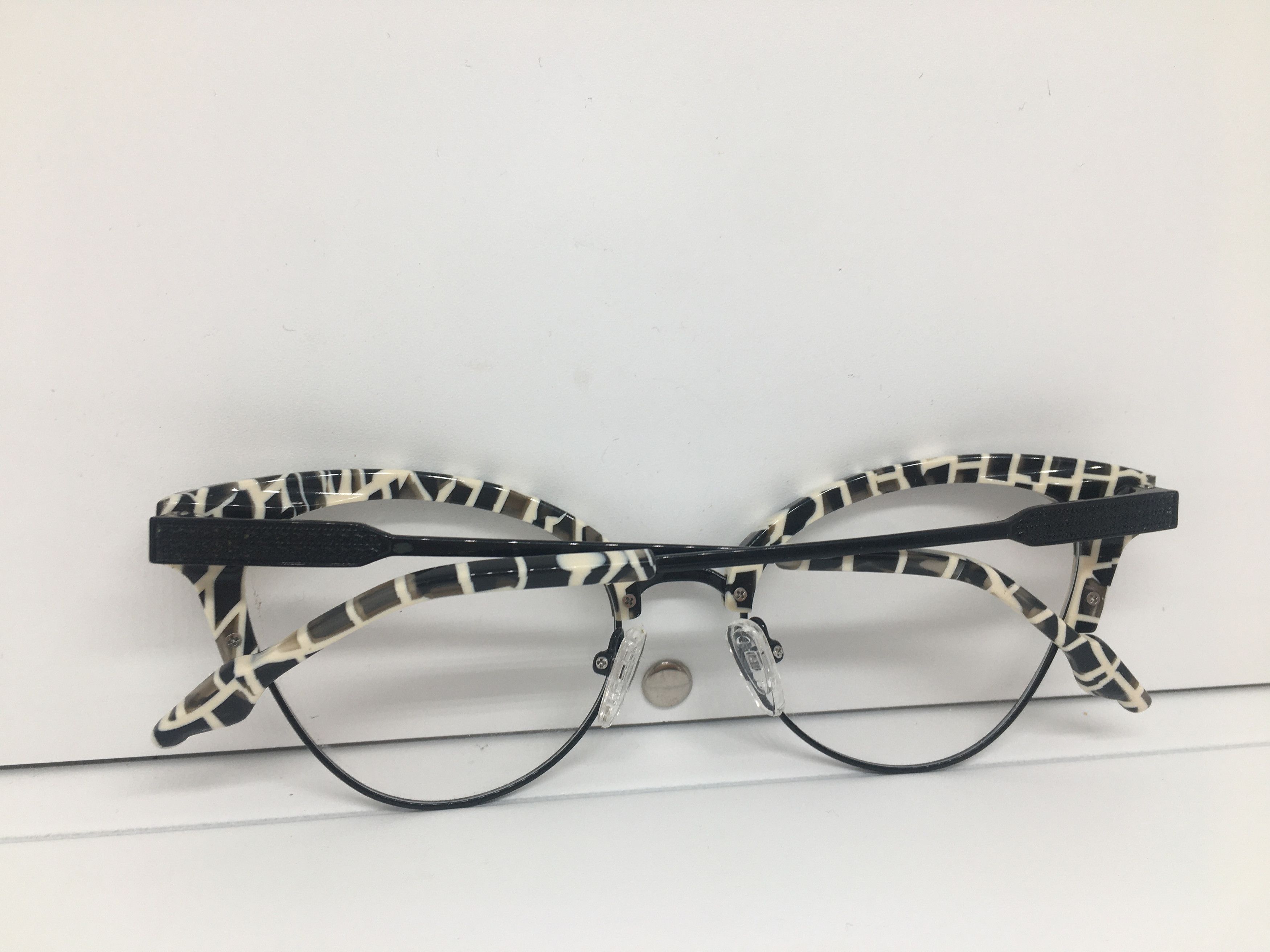 Other Op Art Cateye Diva Eyeglasses Frame Size ONE SIZE - 9 Thumbnail