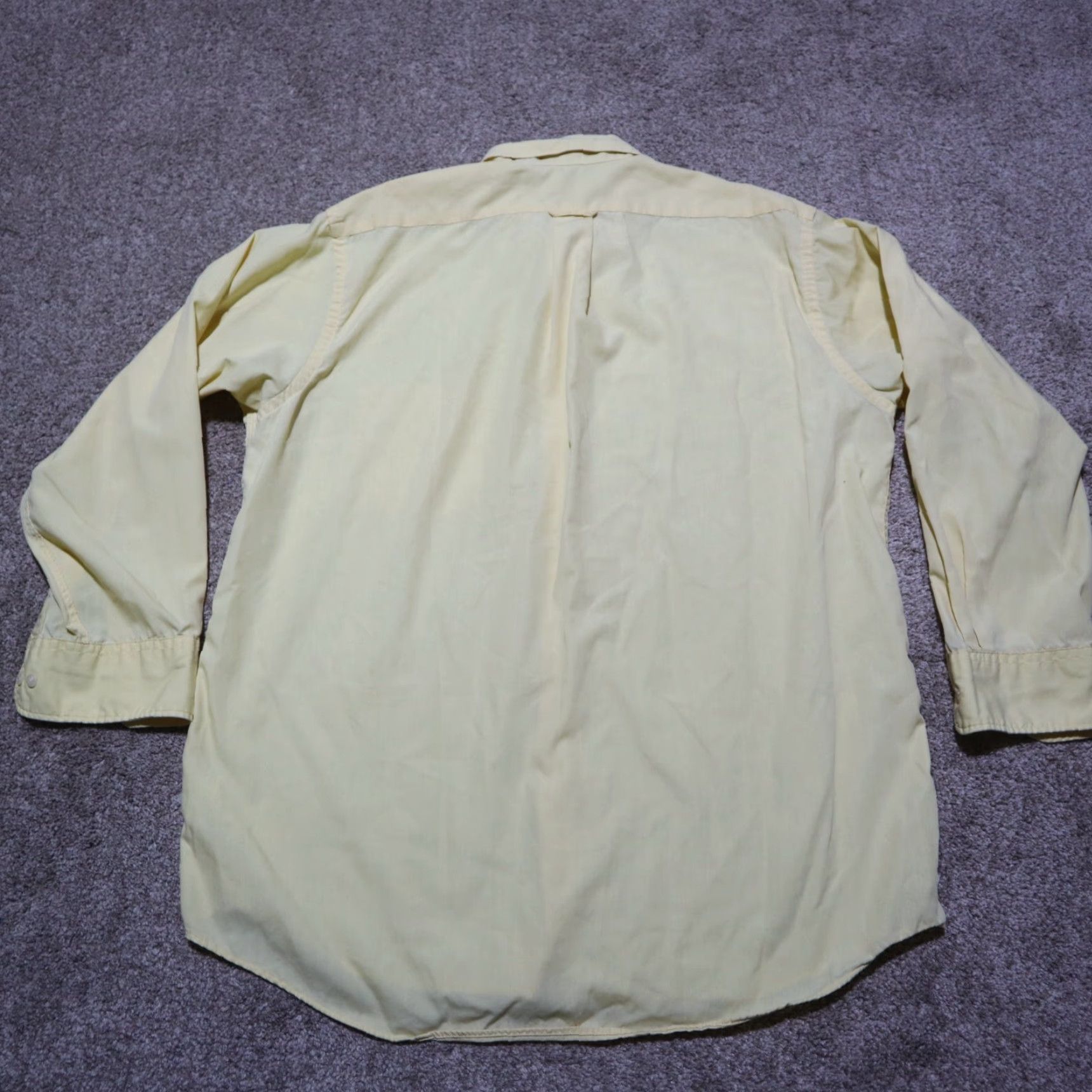 Izod IZOD Shirt Yellow Adult Mens 16.5 32/33 Button-Up Long Sleeve Collared Casual Colorful Modern Poplin Size US L / EU 52-54 / 3 - 8 Thumbnail