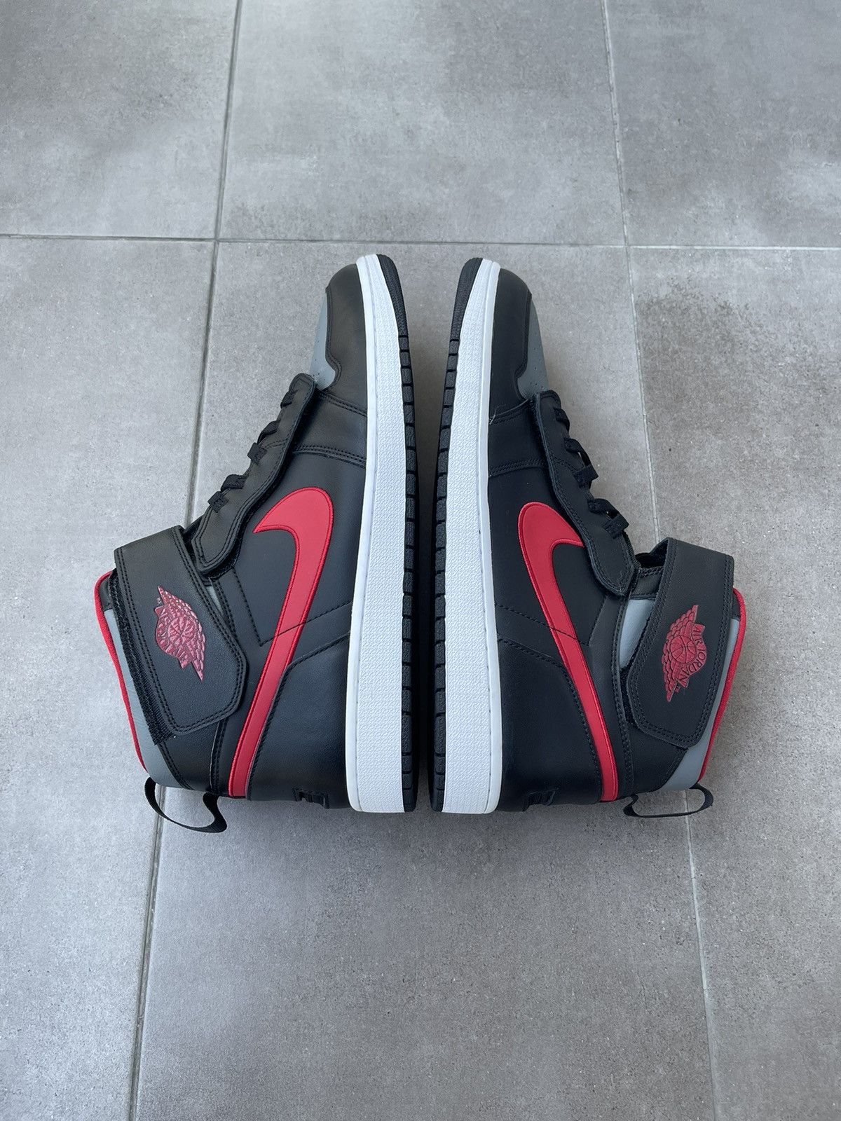 Nike US16 !DS! Jordan 1 High FlyEase Hi-Top Sneakers Size US 15 / EU 48 - 12 Thumbnail