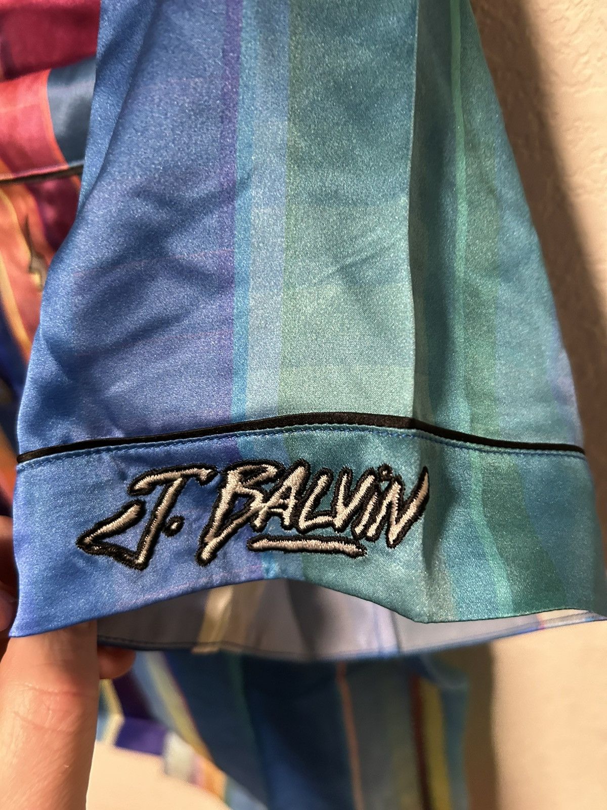 J Balvin Felipe Pantone x J Balvin, Silk Collection Pajamas Size 34 - 4 Thumbnail