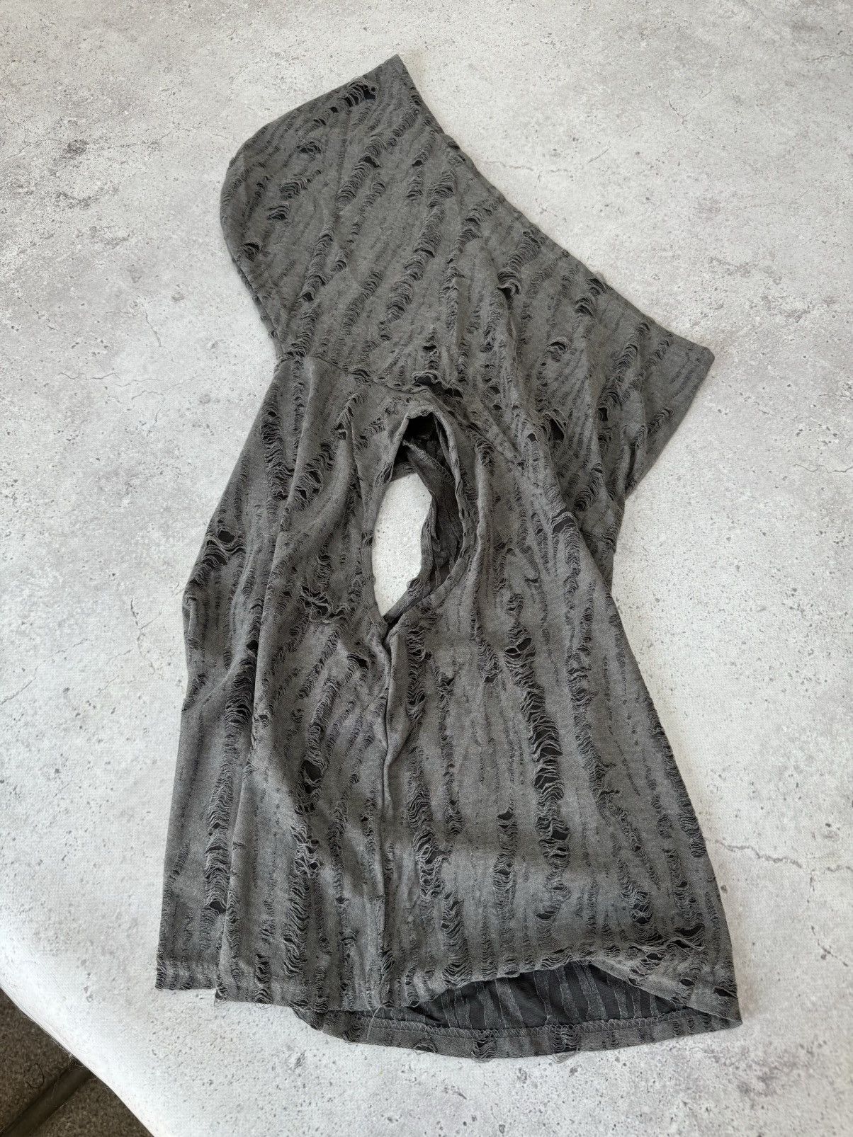 Yohji Yamamoto Distressed Sleeveless Hooded Big Nech Light Sweater Size US M / EU 48-50 / 2 - 2 Thumbnail