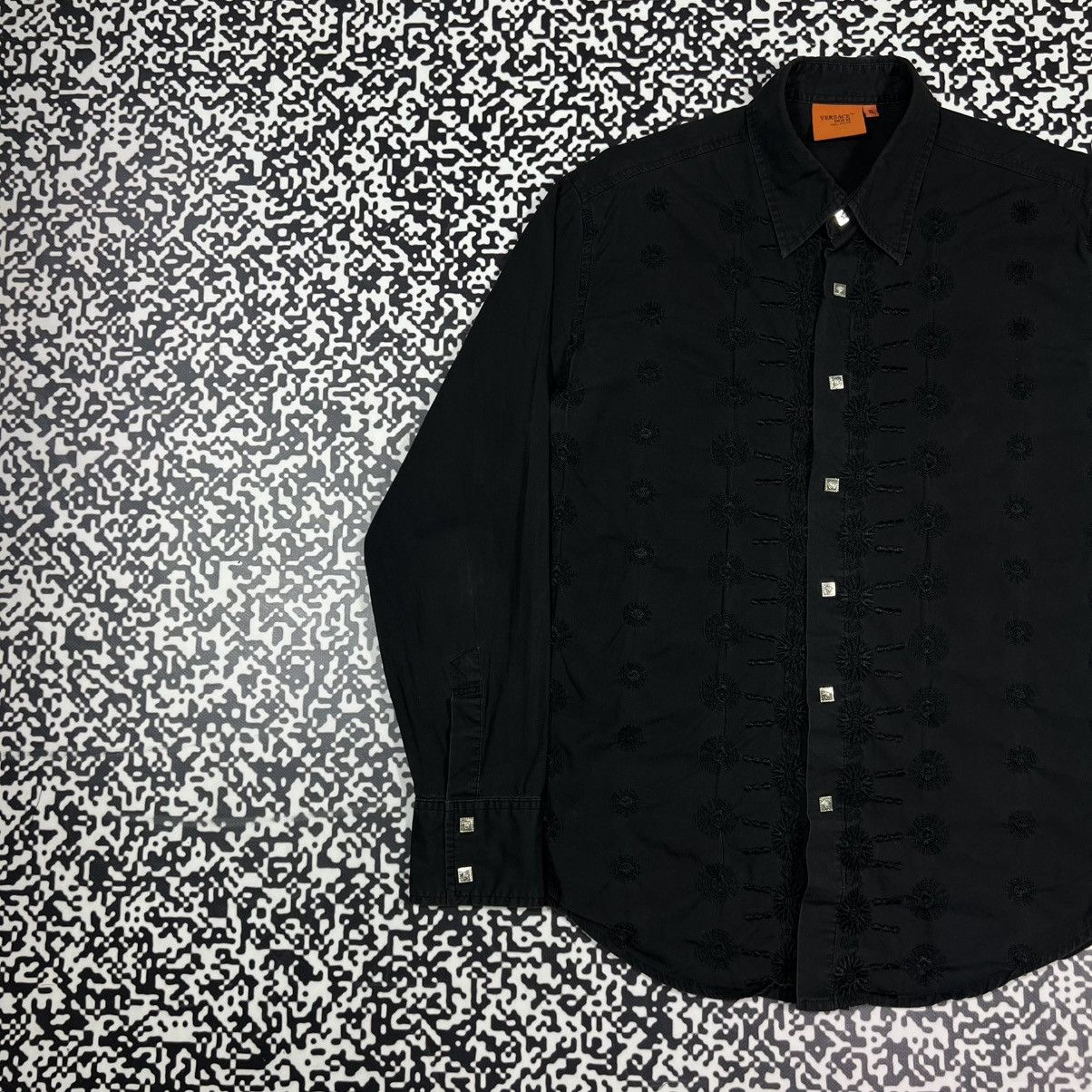 Versace RARE VERSACE DOLM Y2K Vintage Monogram Faded Luxury Shirt Size US XL / EU 56 / 4 - 2 Thumbnail