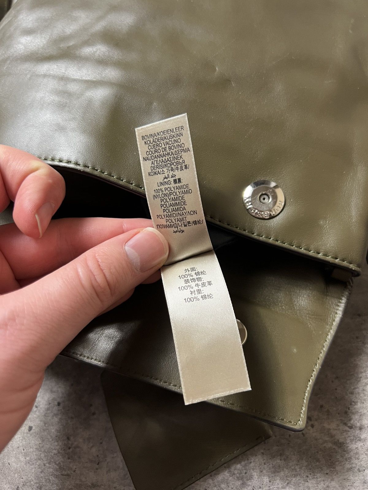 Burberry Burberry Studded Padlock Messenager crossbody bag Size ONE SIZE - 10 Thumbnail