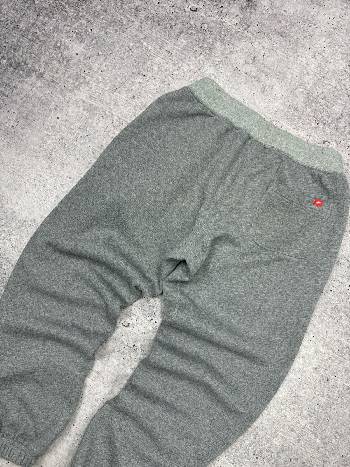 Nike Vintage Nike 90’s Y2K Style Swoosh Logo Sweatpants Joggers Size US 32 / EU 48 - 21 Thumbnail