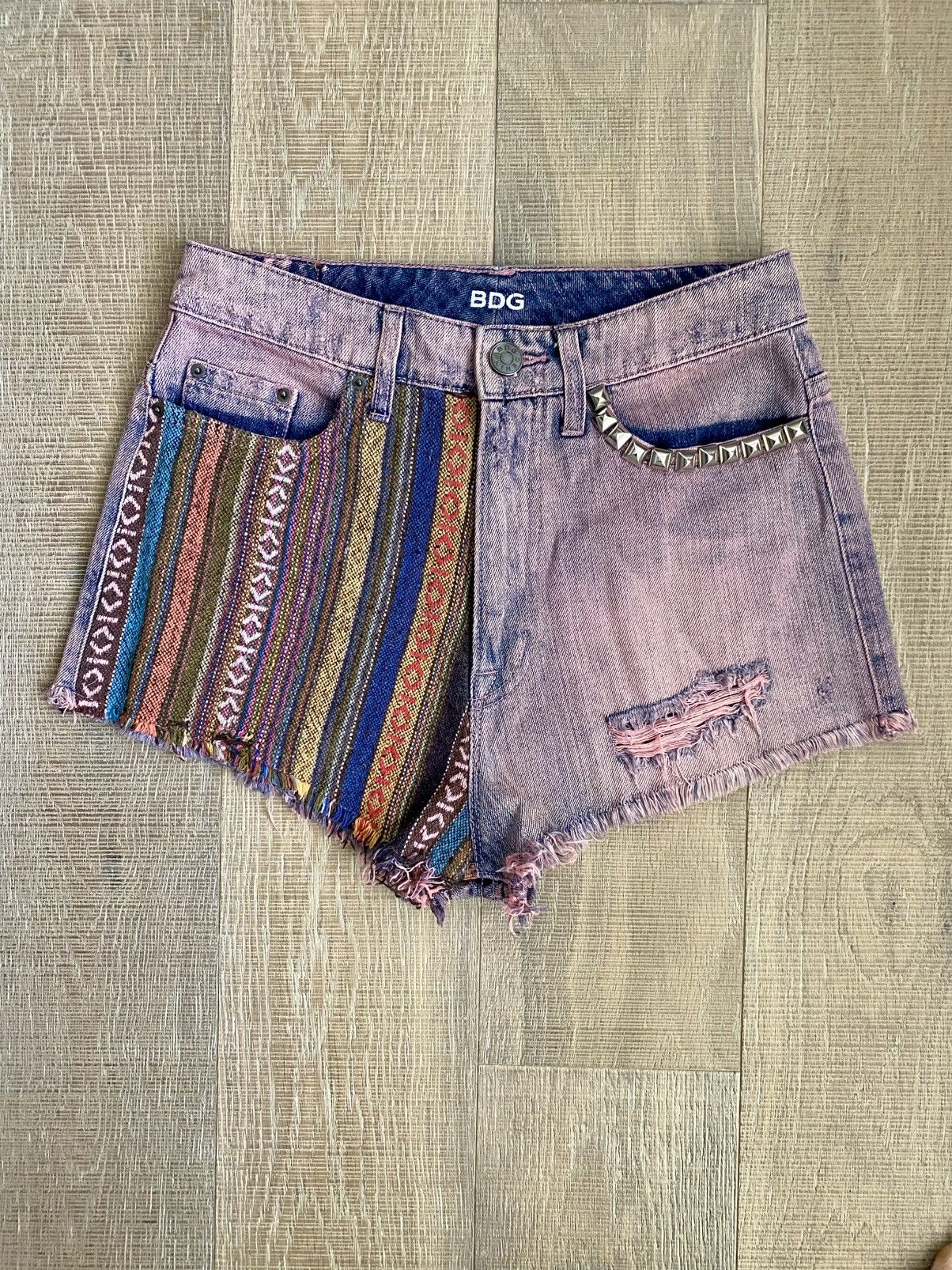 Urban Outfitters Urban Outfitters BDG High Rise DREE Jean Shorts Size 25" / US 0 / IT 36 - 1 Thumbnail