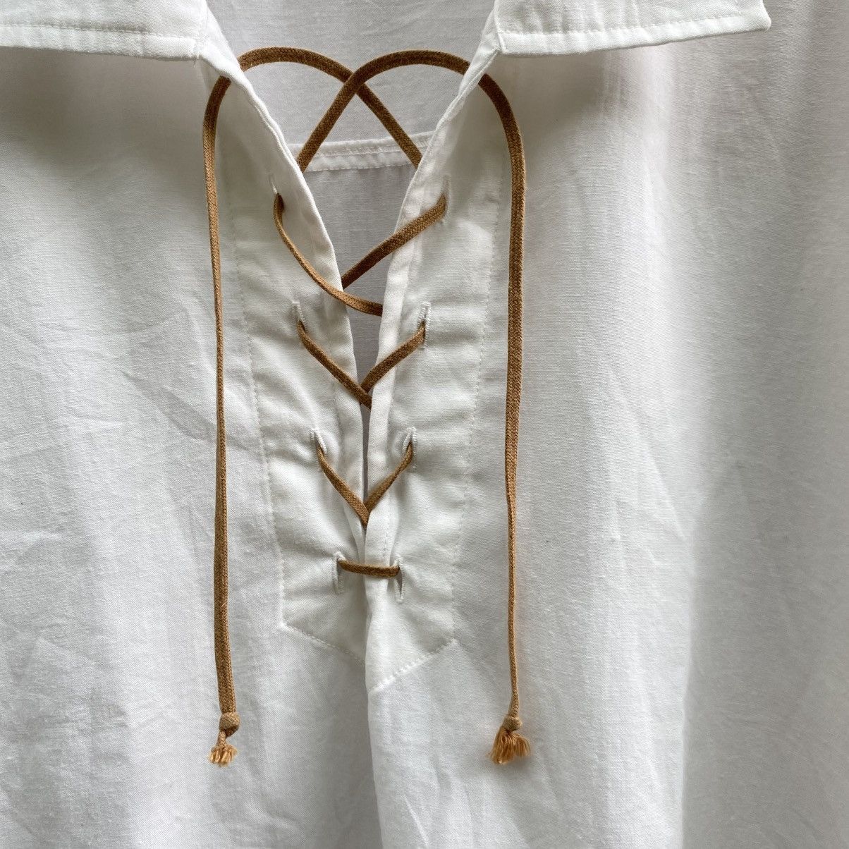 Vintage Vintage White Lace-Up Collar Long Sleeve Shirt Size US L / EU 52-54 / 3 - 5 Thumbnail