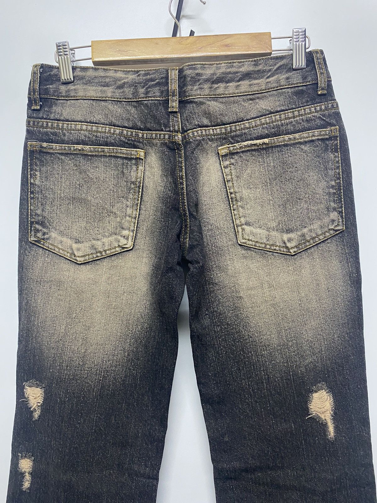 Designer × Japanese Brand FUGA DISTRESSED JEANS FLARED BOOTCUT DENIM PANT Size 30" / US 8 / IT 44 - 7 Thumbnail