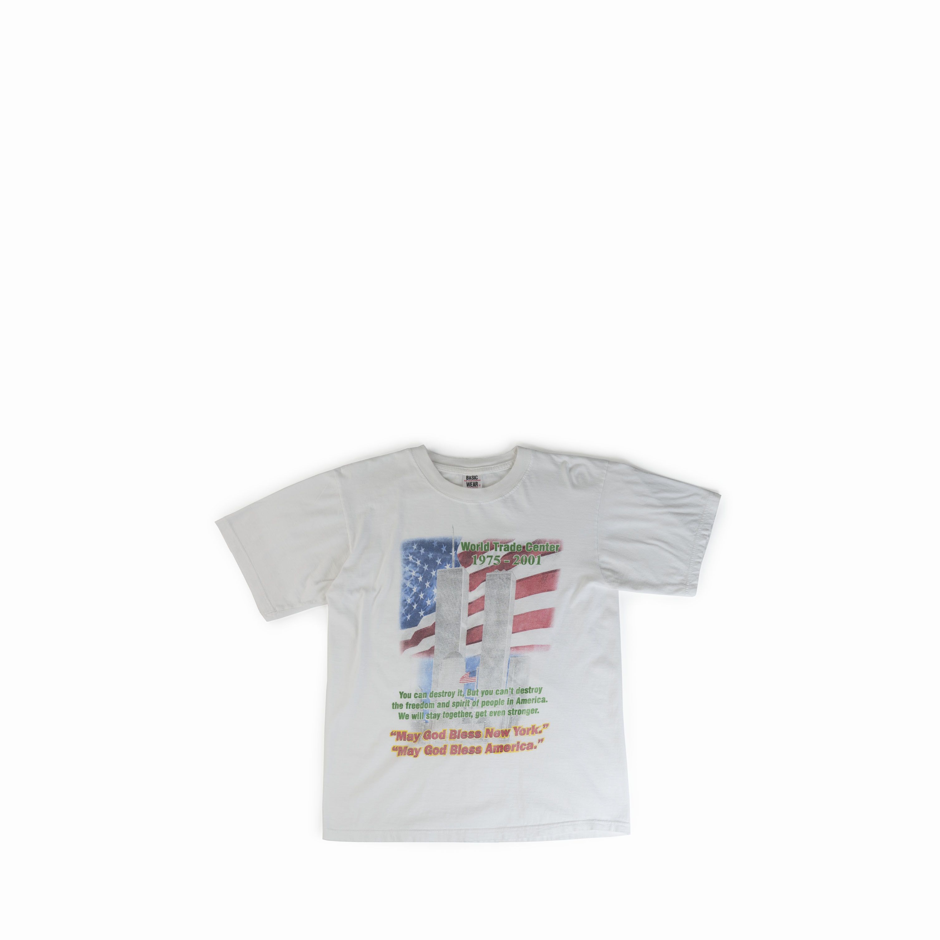 Vintage Vintage 2001 9/11 World Trade Center Memorial NYC Tee Shirt Size US M / EU 48-50 / 2 - 1 Thumbnail