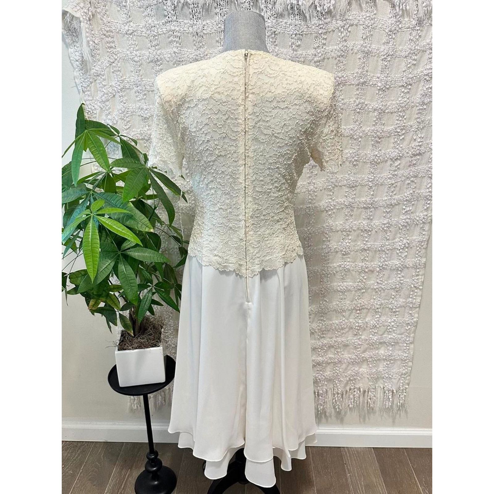 Other 80s Vintage wedding dress shoulder pad lace petite 10p Size L / US 10 / IT 46 - 3 Thumbnail