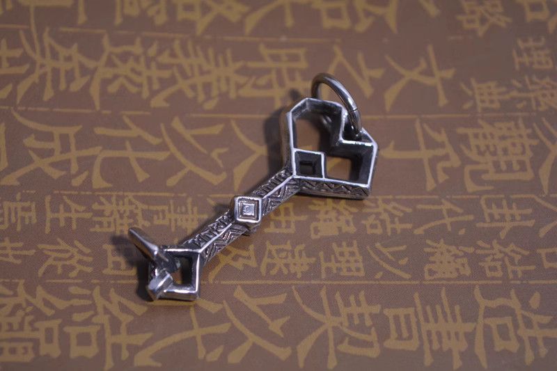 Other Key Rare STEAL! Y2K Chains Necklace Chain Size ONE SIZE - 4 Thumbnail
