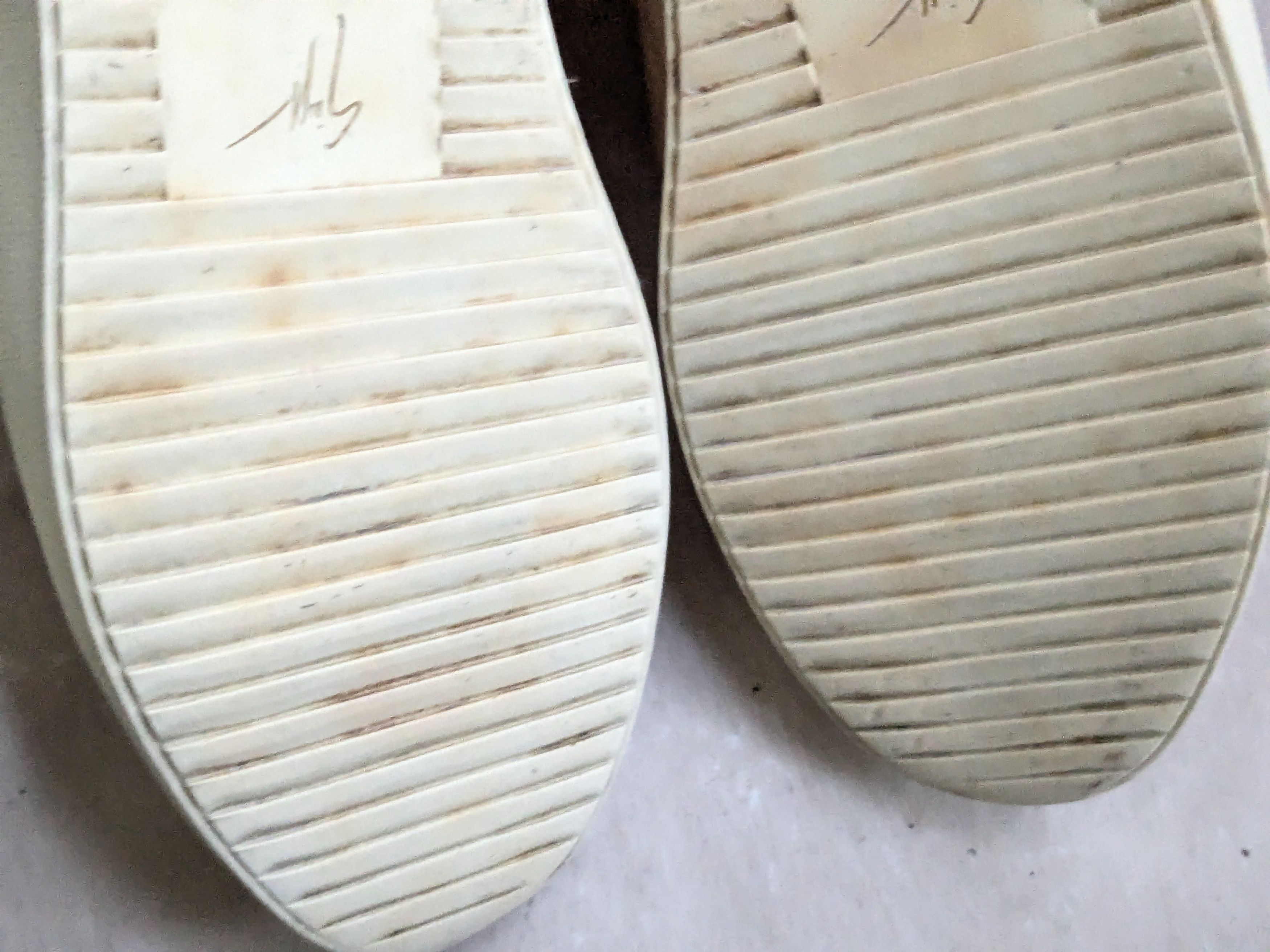 Giuseppe Zanotti Giuseppe Zanotti Kid Cudi Sneakers 13 46 Puffy Straps Size US 13 / EU 46 - 14 Thumbnail