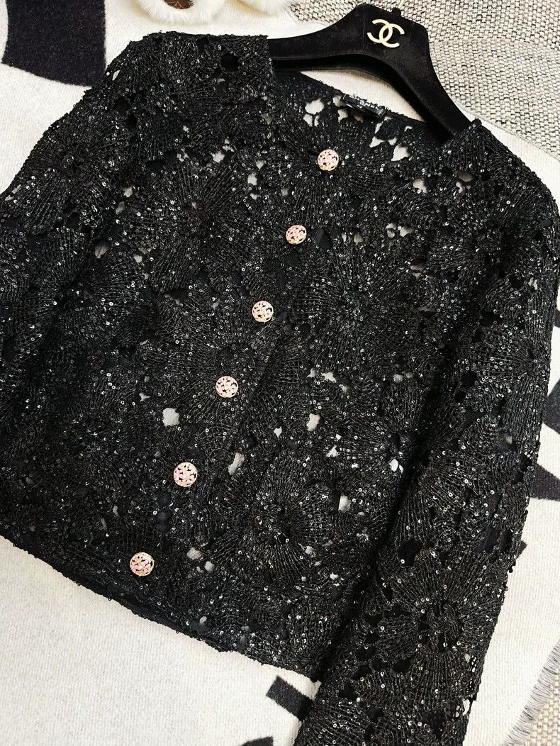 Chanel Chanel 24S spring and summer show hollow flower double C e Size S / US 4 / IT 40 - 7 Thumbnail