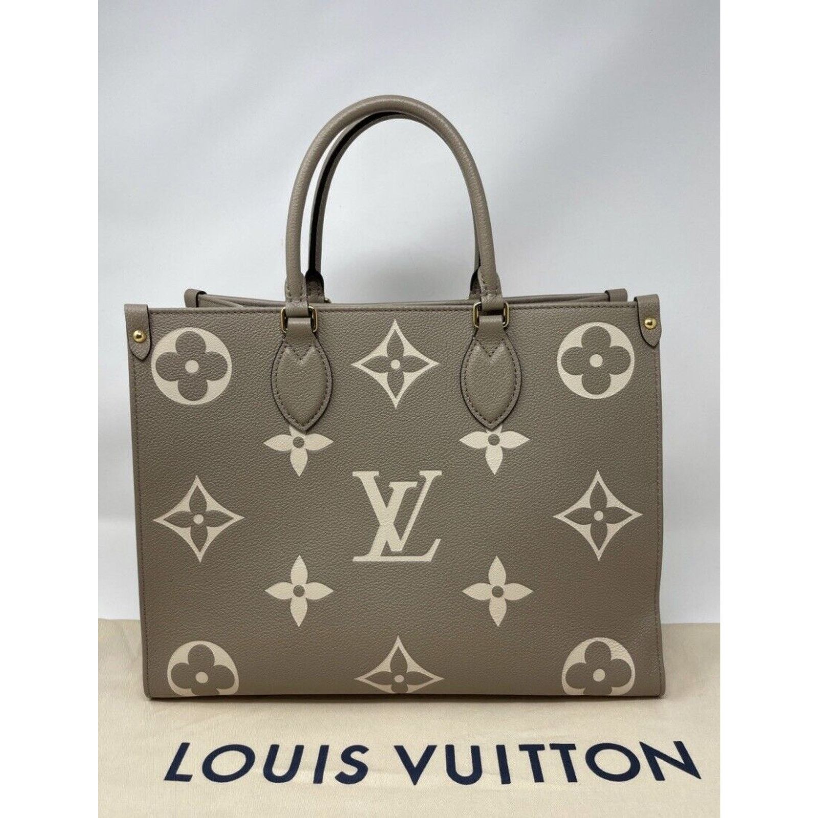 Louis Vuitton Louis Vuitton OnTheGo Tote MM Gray Turtle dove Empreinte Size ONE SIZE - 6 Thumbnail