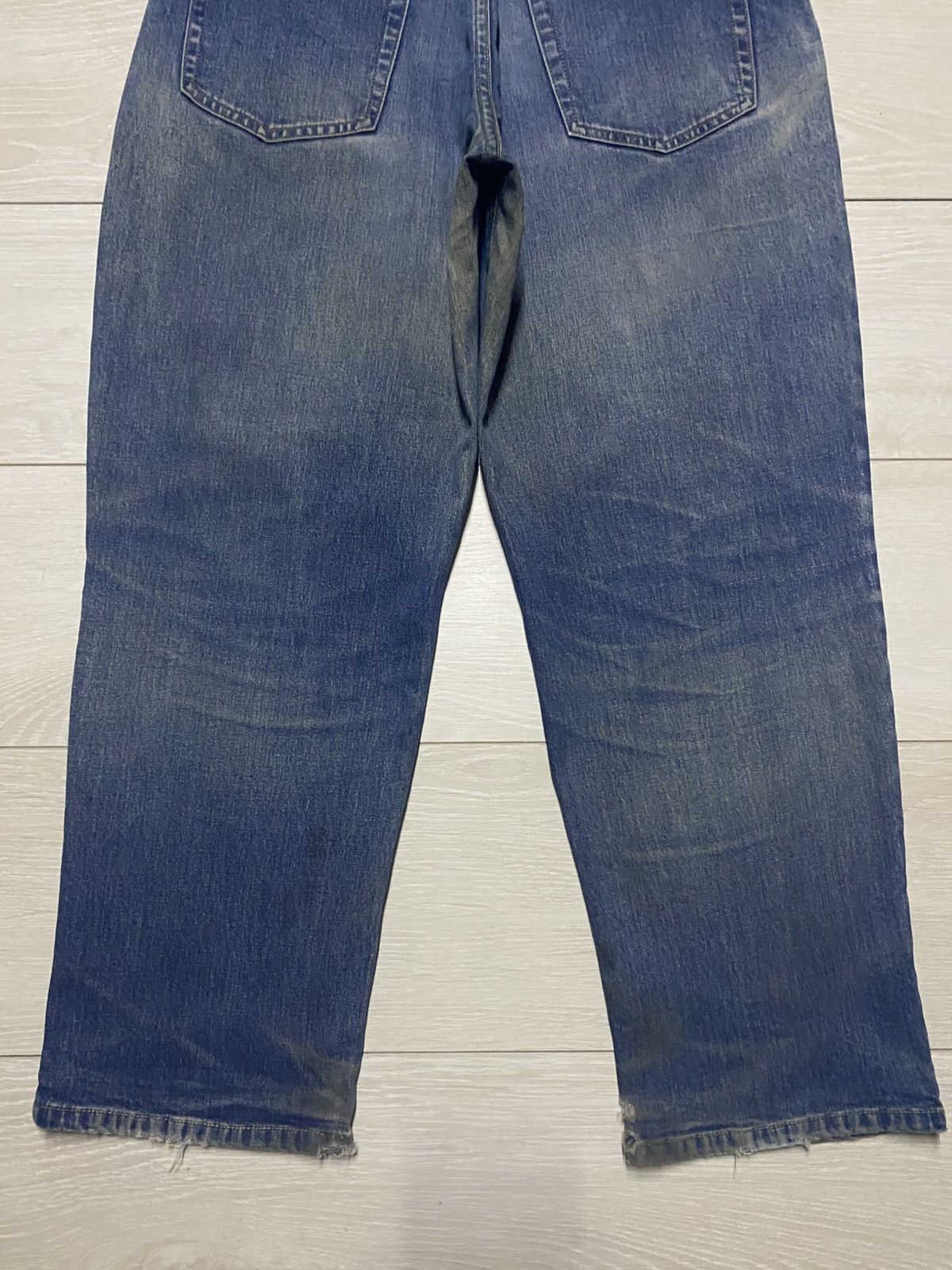 Japanese Brand Vintage Japanese Brand Iyb Mud Wash Tappered Leg Jeans Size US 31 - 6 Thumbnail